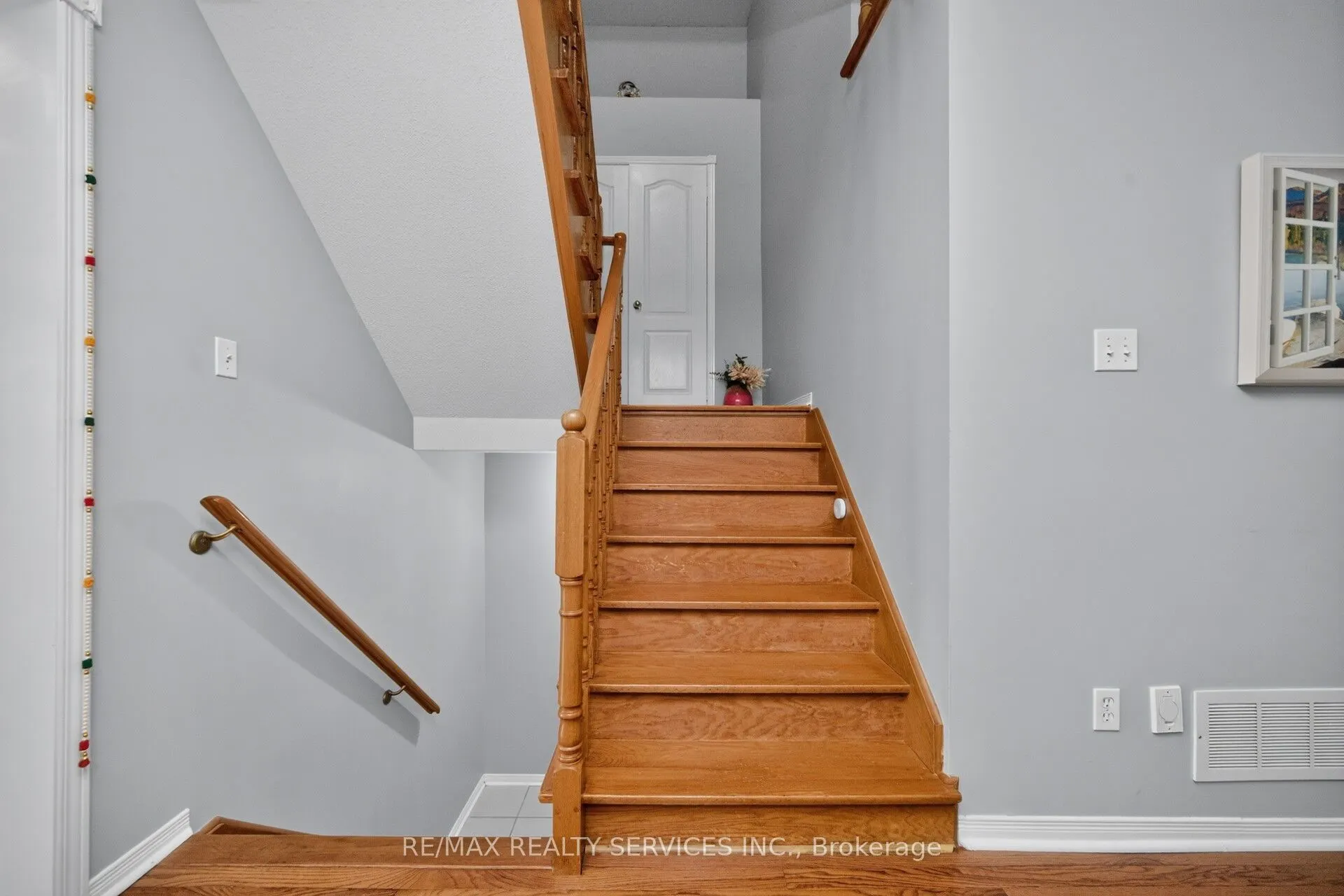 26 Peachleaf Crescent S