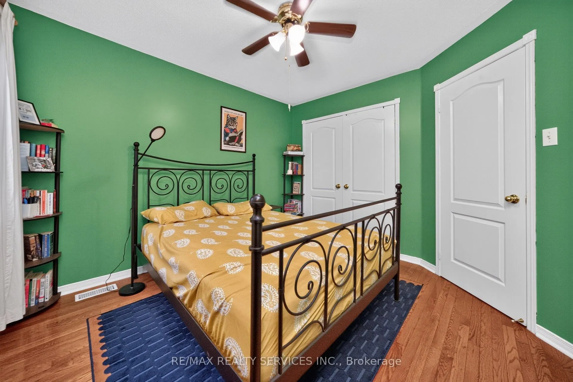 26 Peachleaf Crescent S