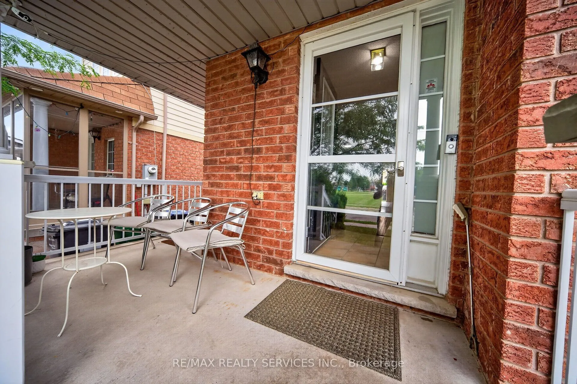 26 Peachleaf Crescent S
