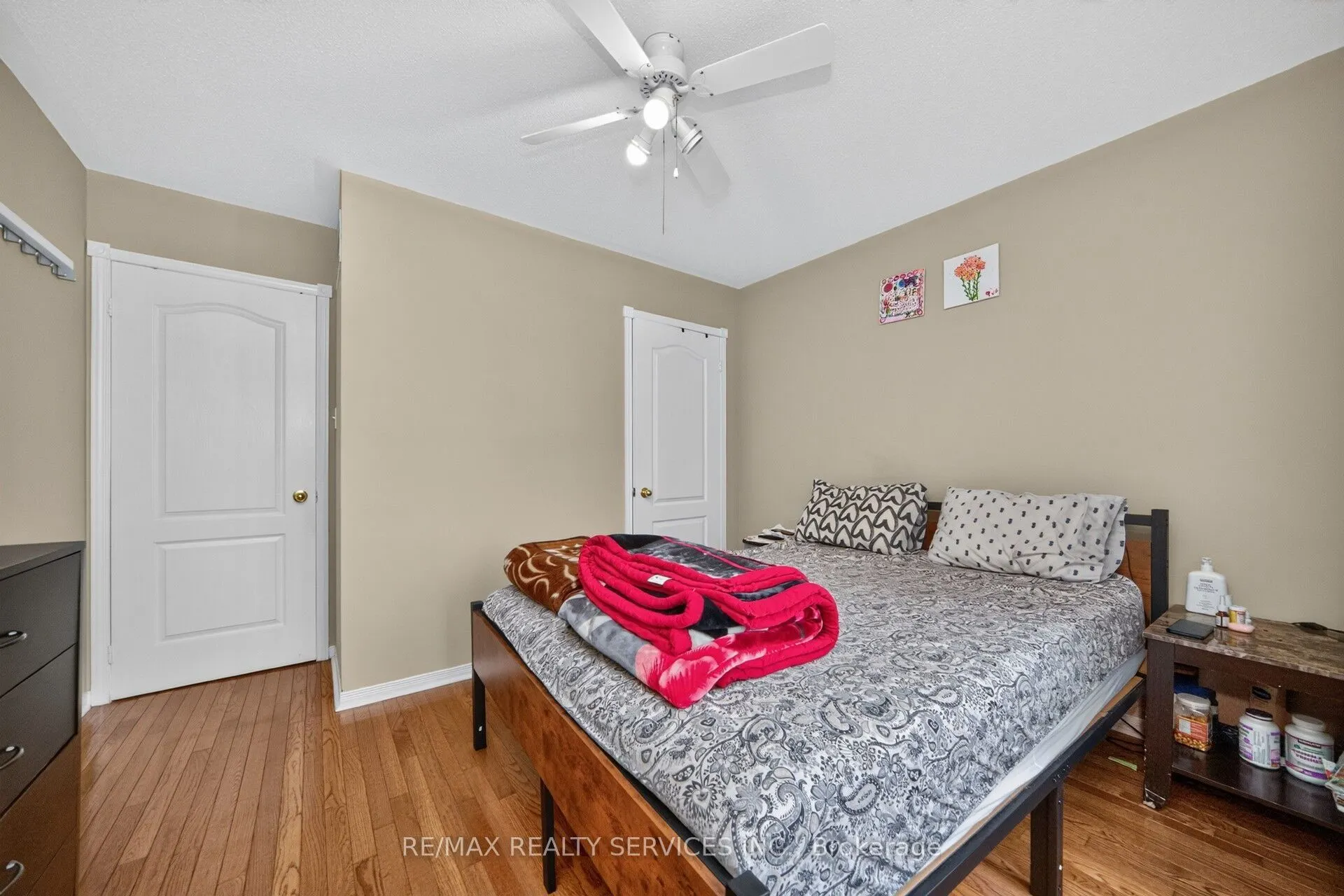 26 Peachleaf Crescent S