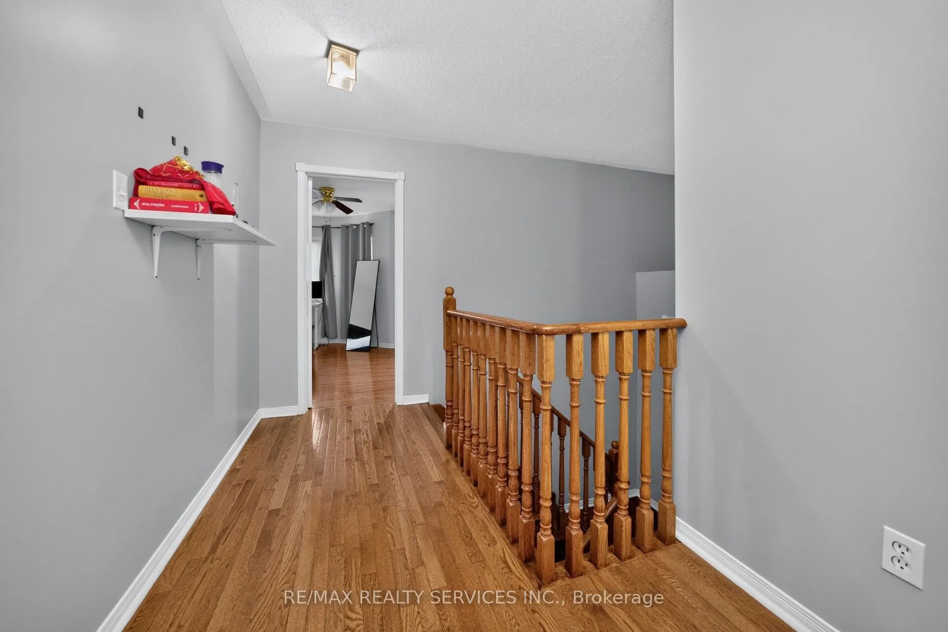 26 Peachleaf Crescent S