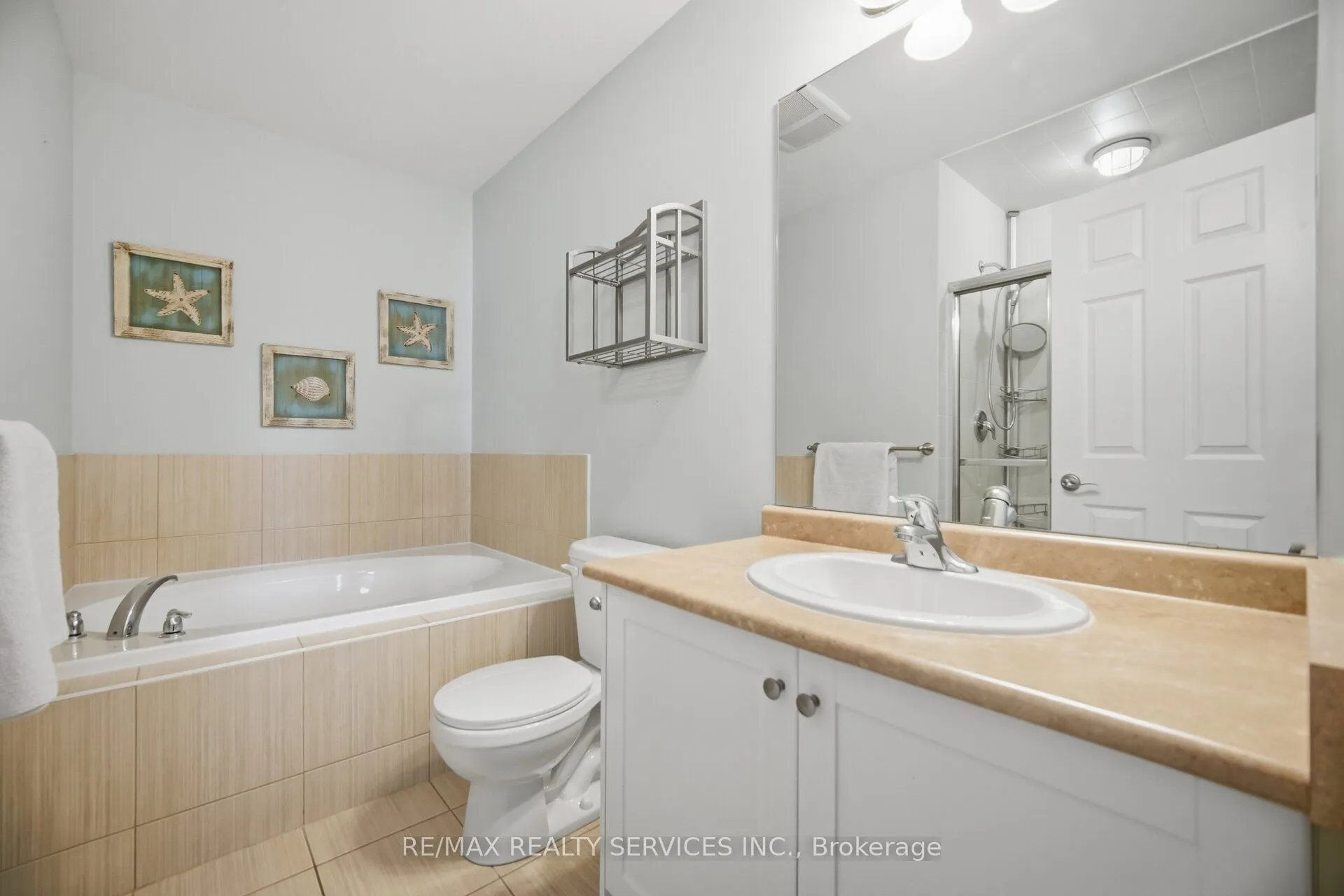 9 Aspenview Avenue
