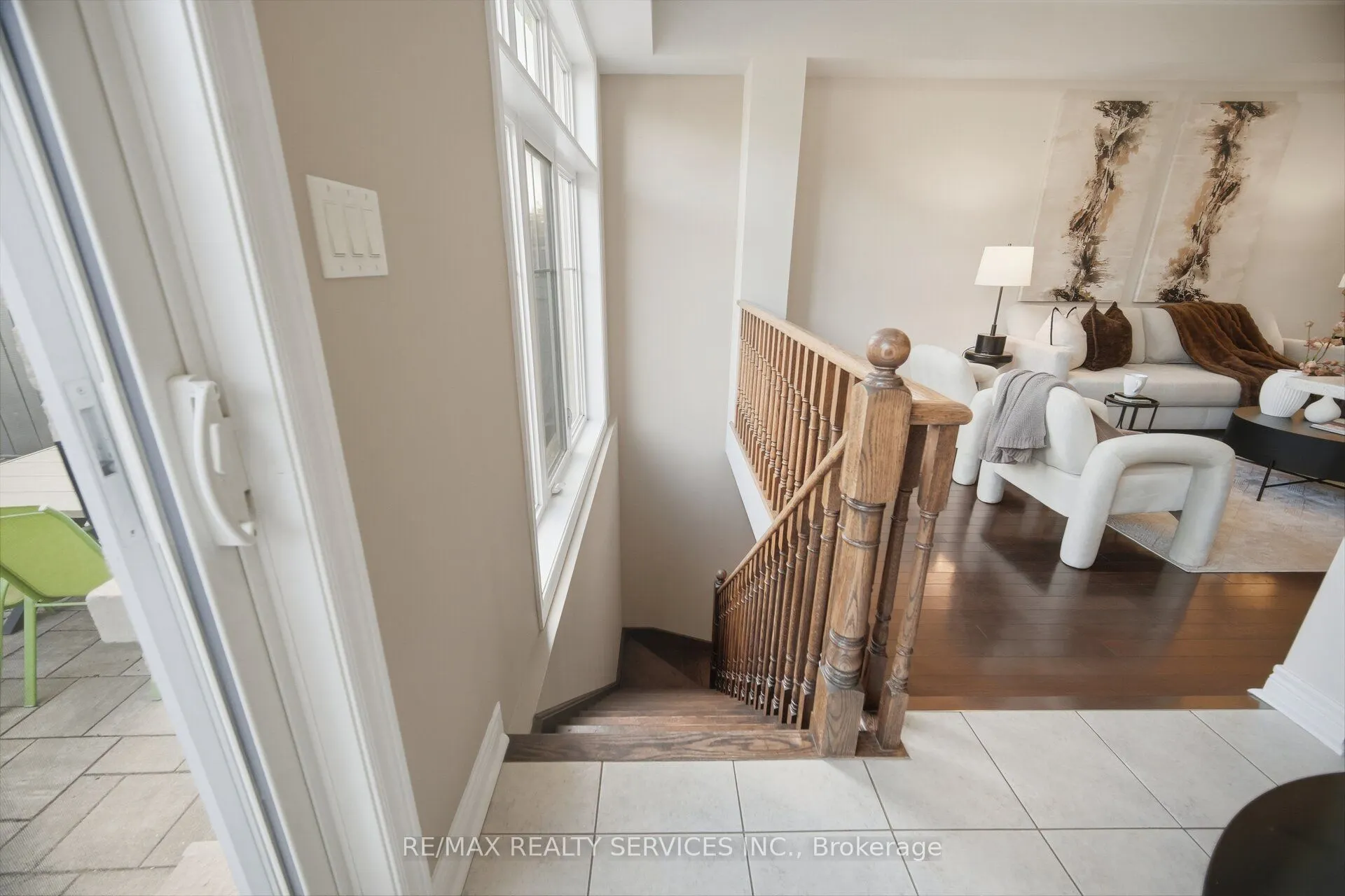 9 Aspenview Avenue