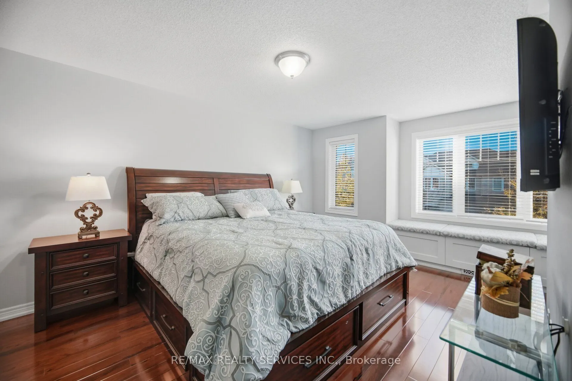 9 Aspenview Avenue