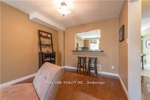 2280 Baronwood Drive #22