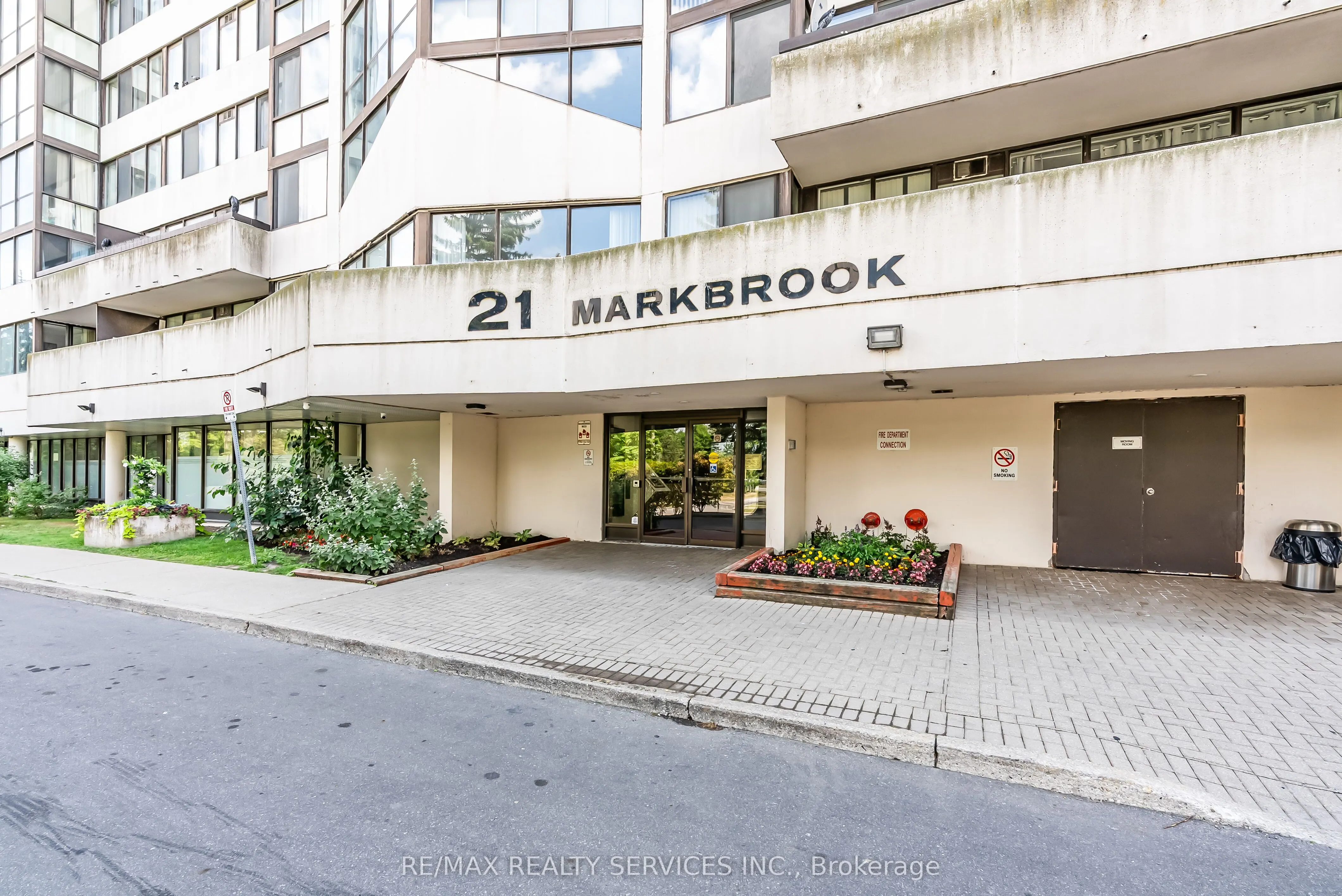 21 Markbrook Lane N #306