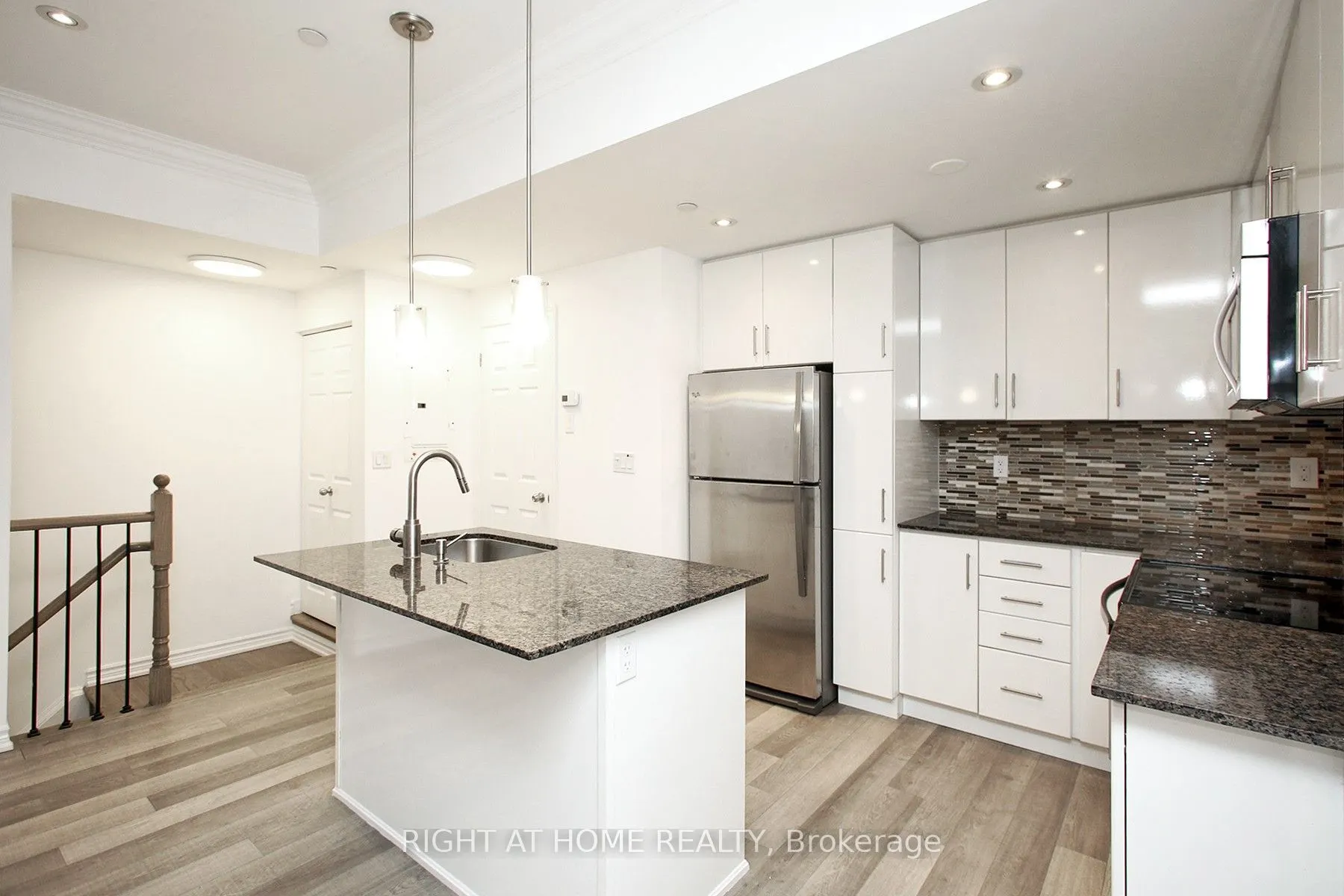 50 Carnation Avenue #147