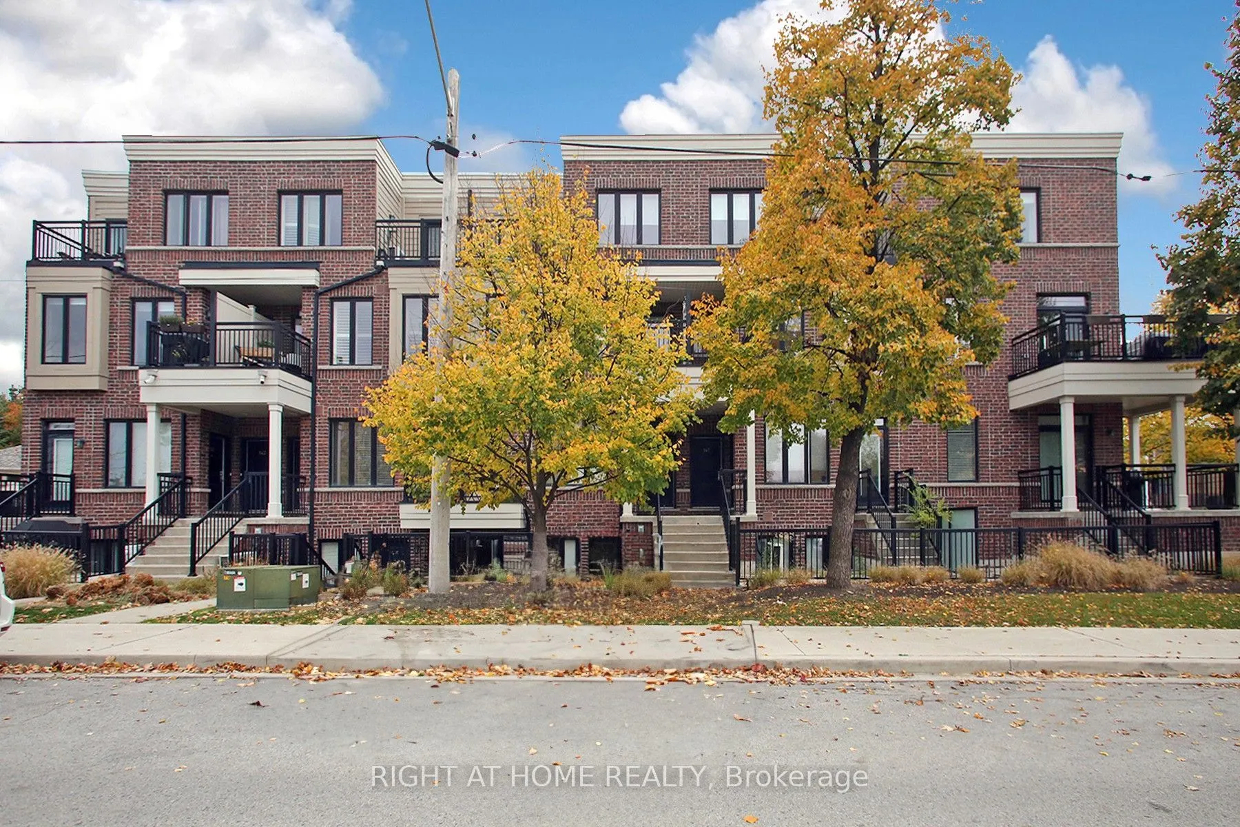 50 Carnation Avenue #147
