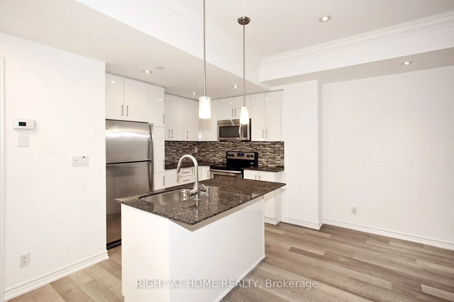 50 Carnation Avenue #147
