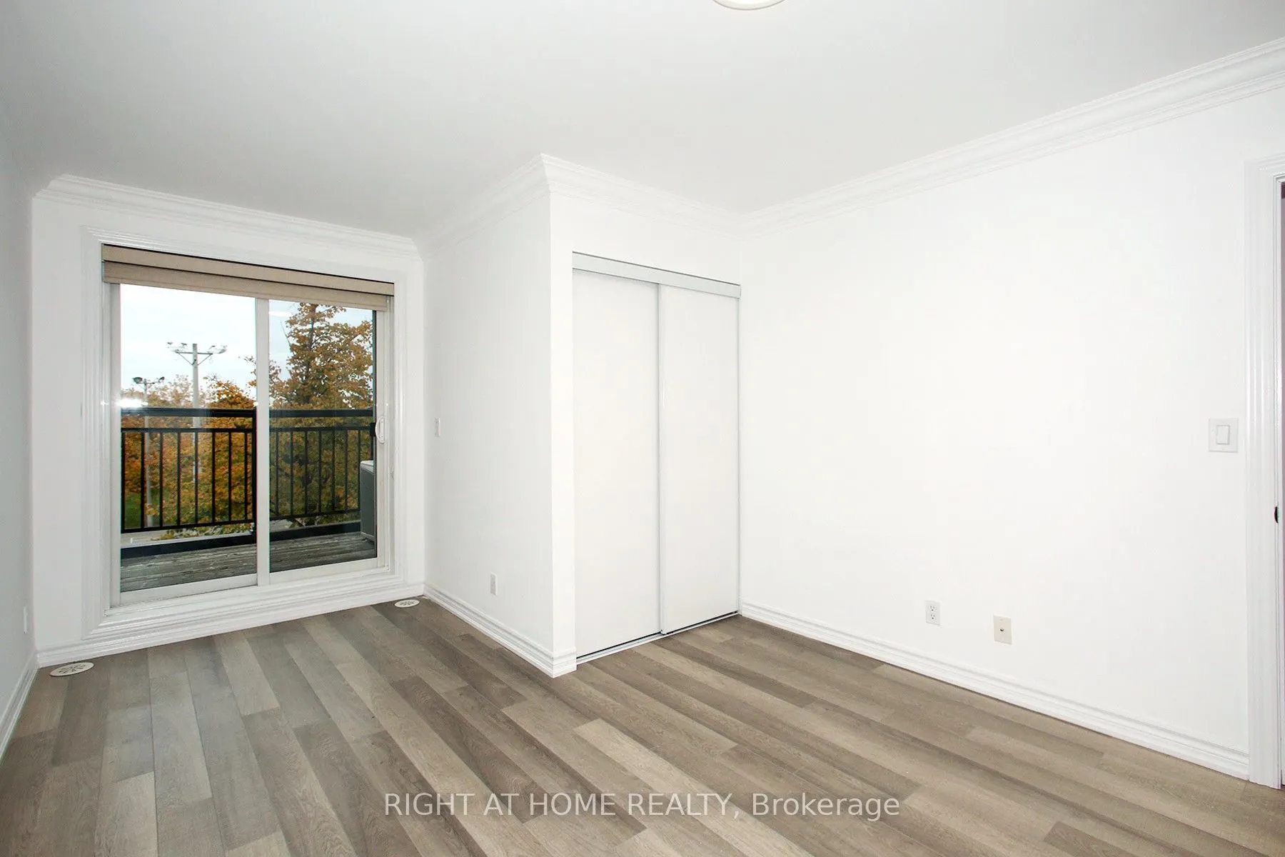 50 Carnation Avenue #147