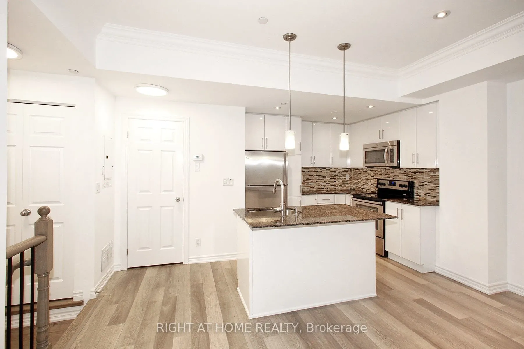 50 Carnation Avenue #147