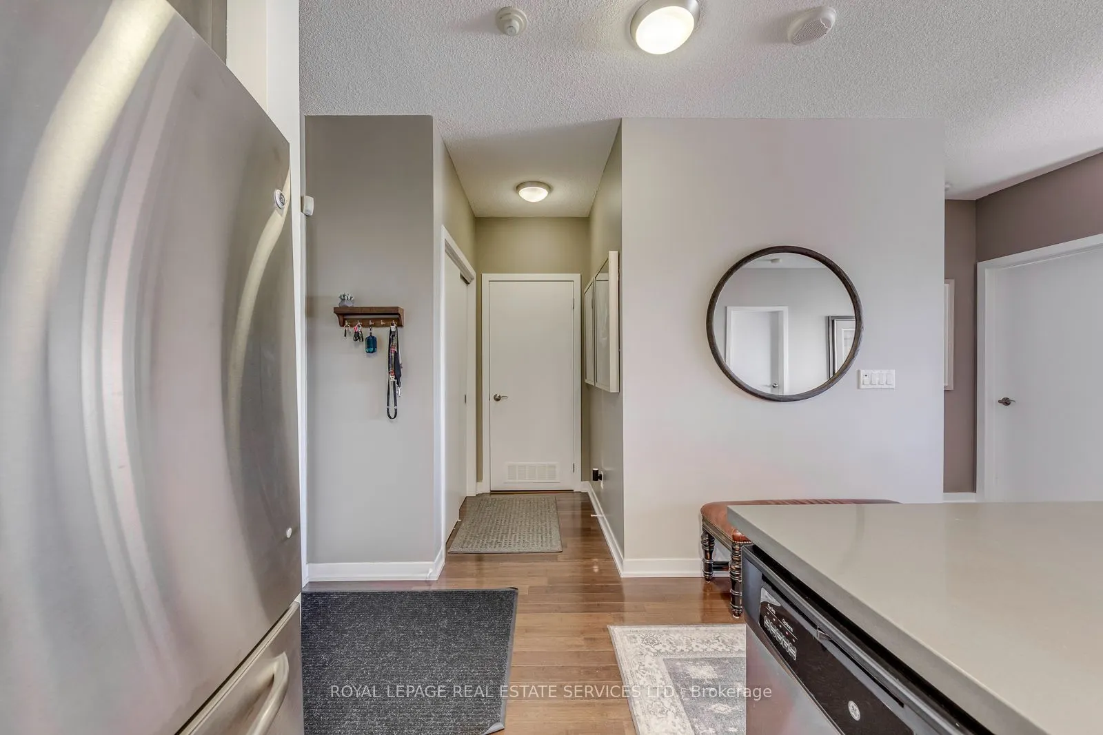 551 Maple Avenue #513