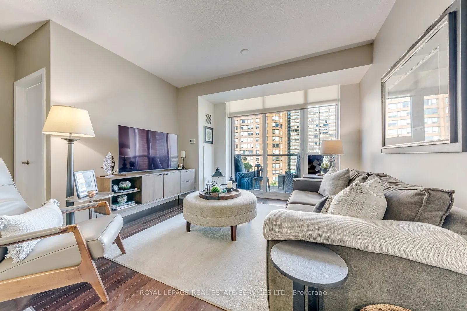 551 Maple Avenue #513