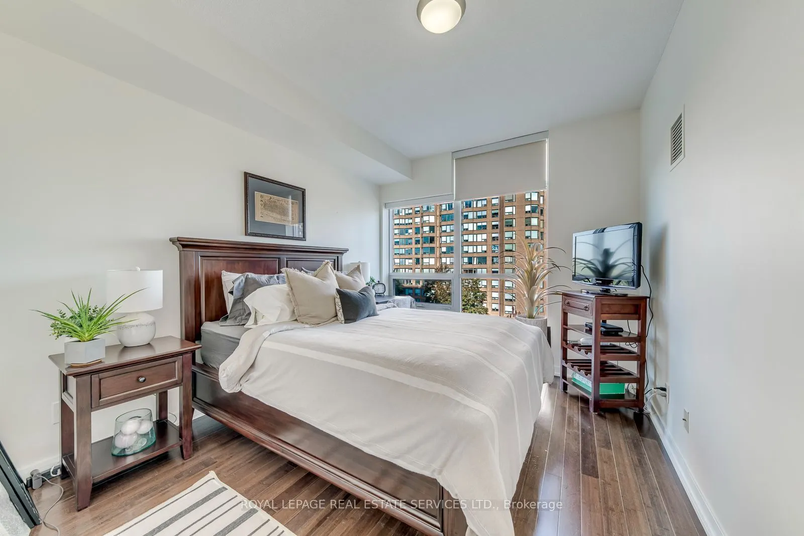 551 Maple Avenue #513