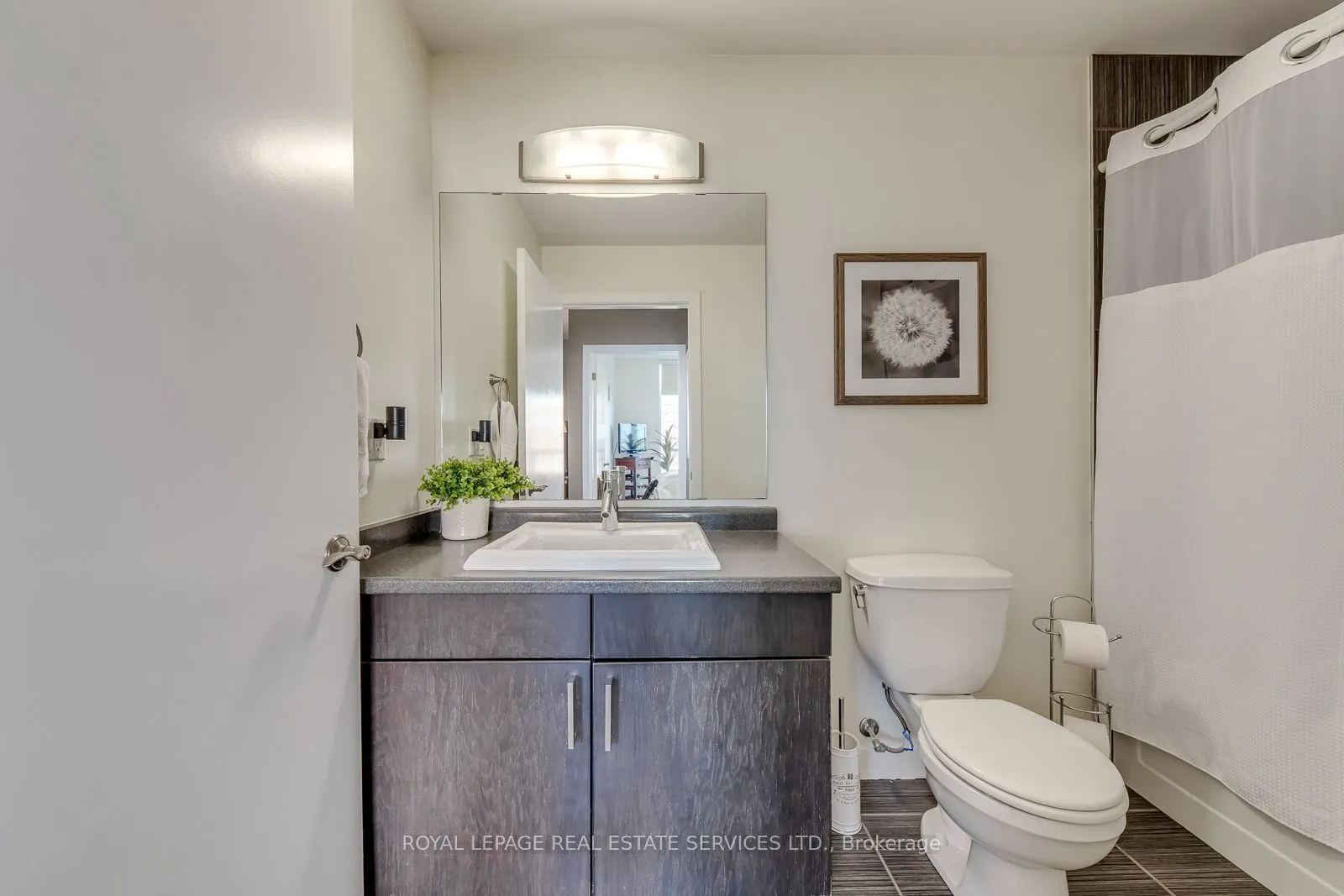 551 Maple Avenue #513