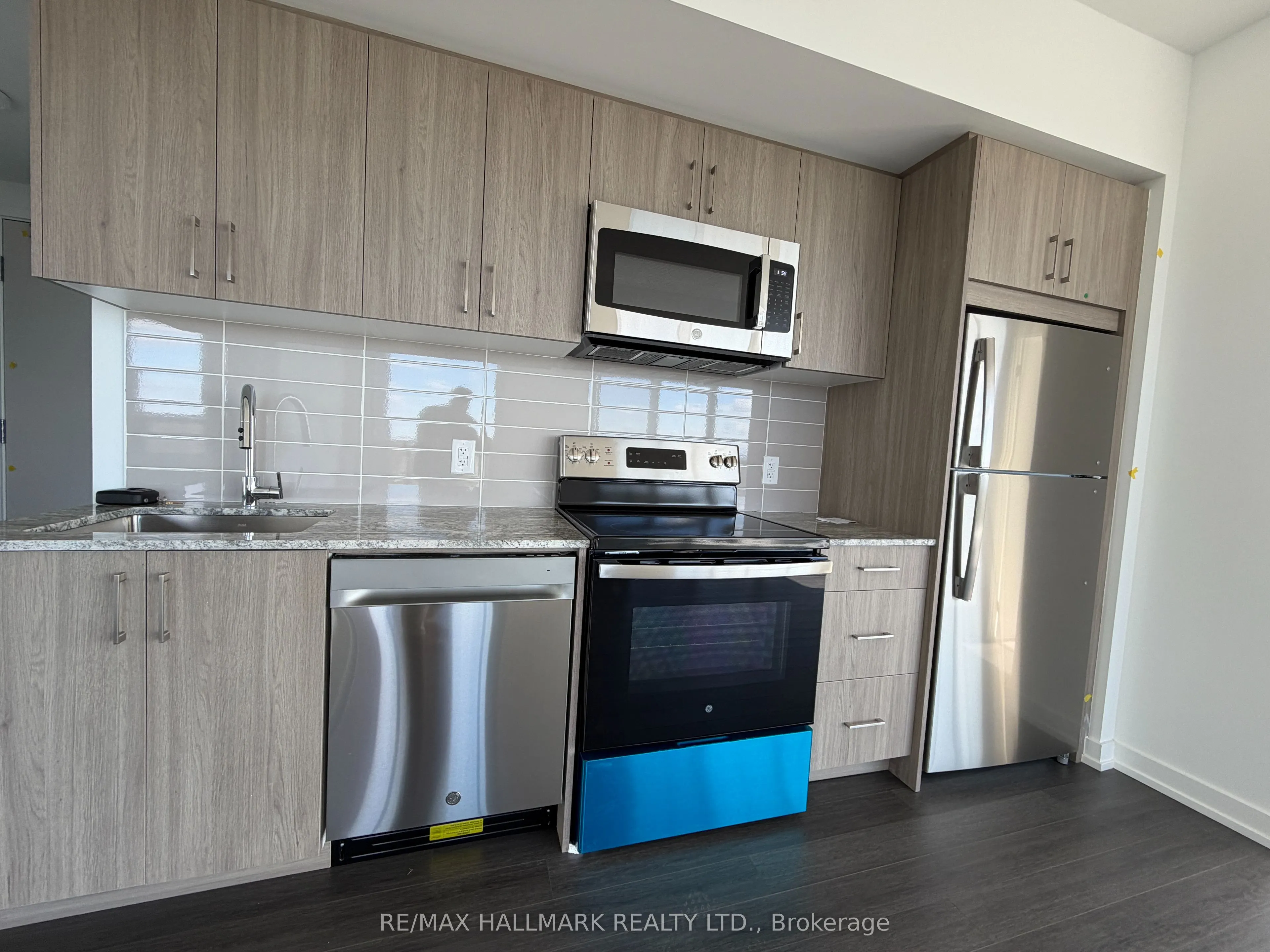 4010 Eglinton Avenue W #2610