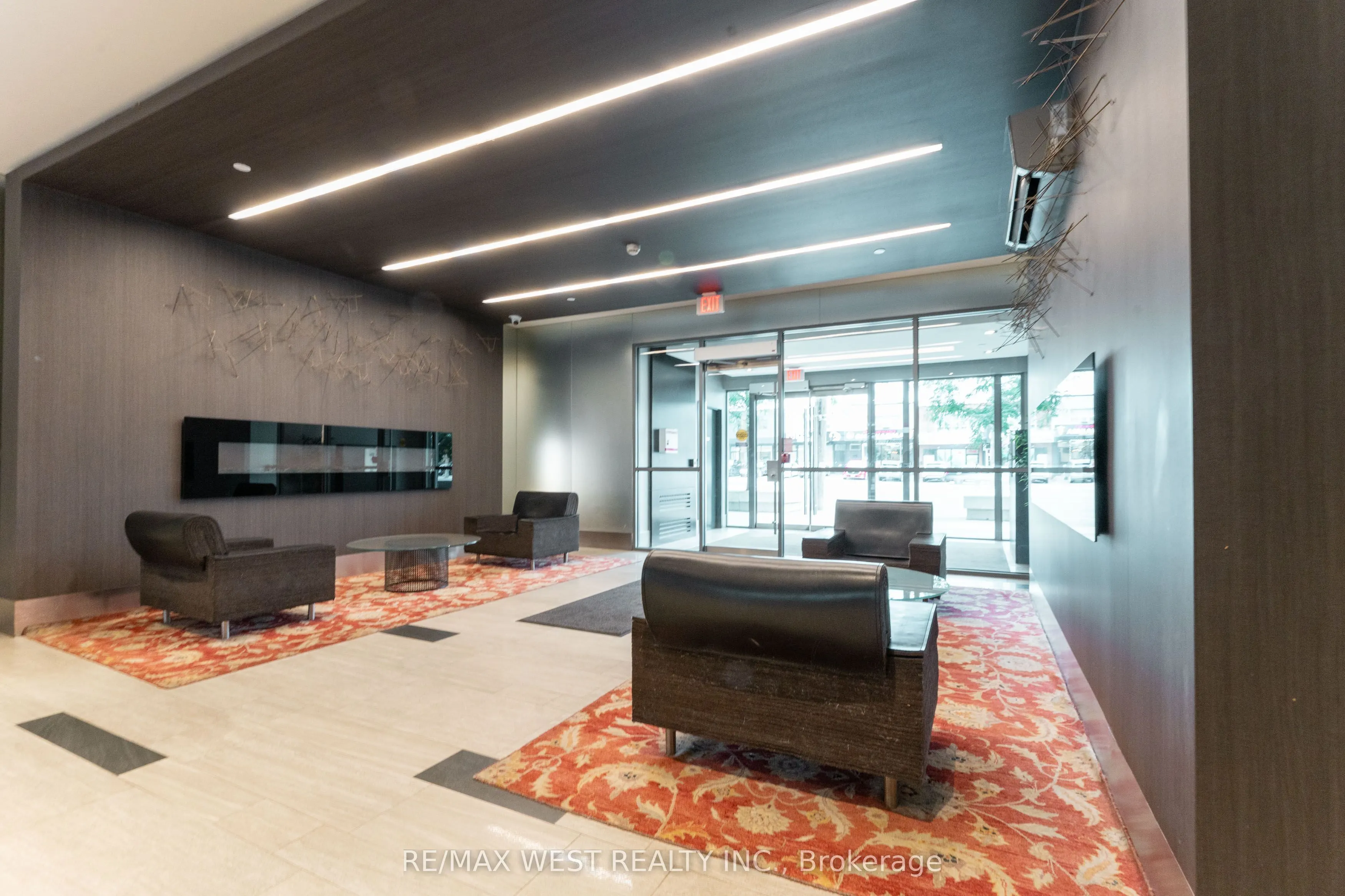 1185 The Queensway #710