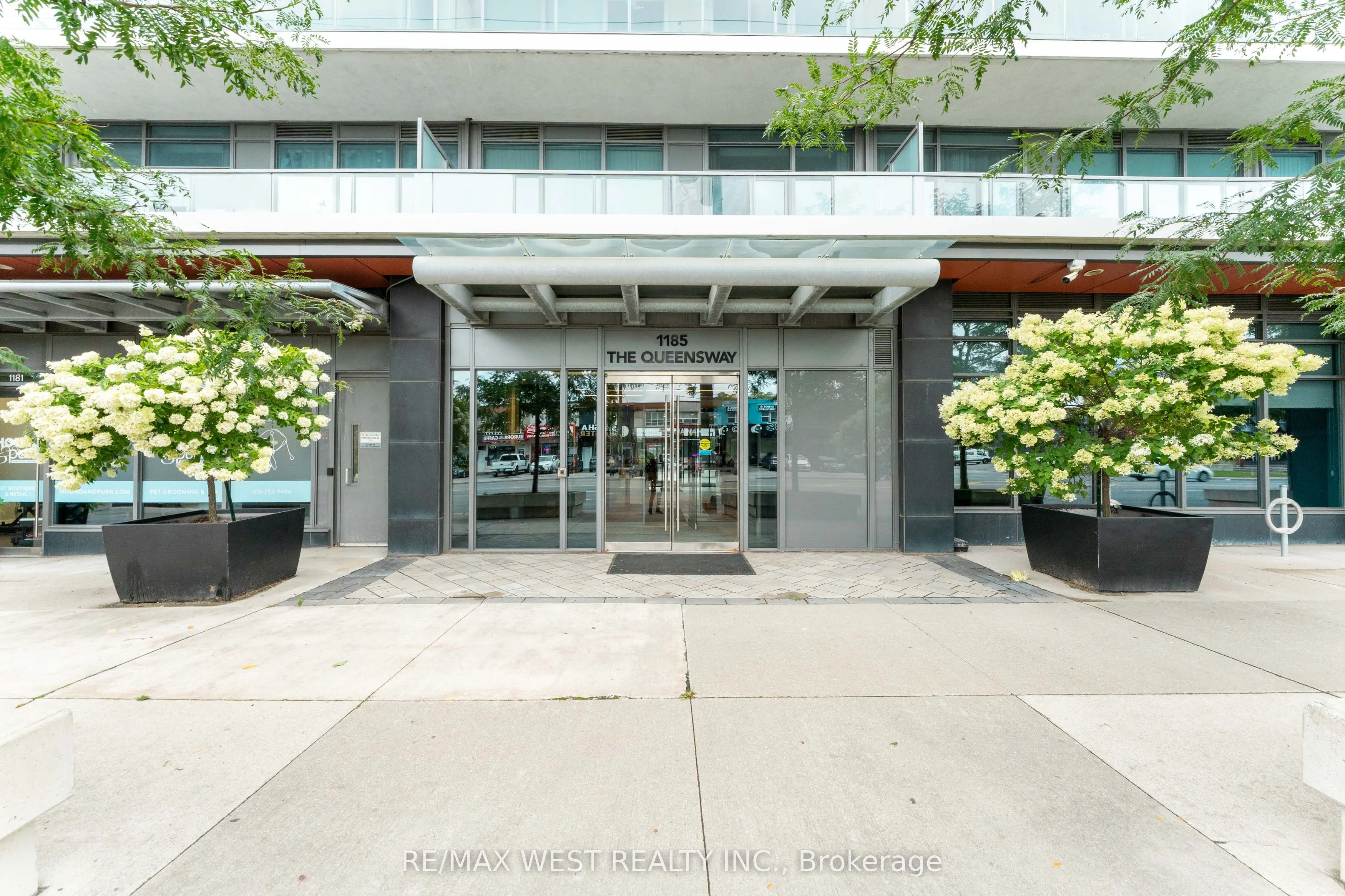 1185 The Queensway #710