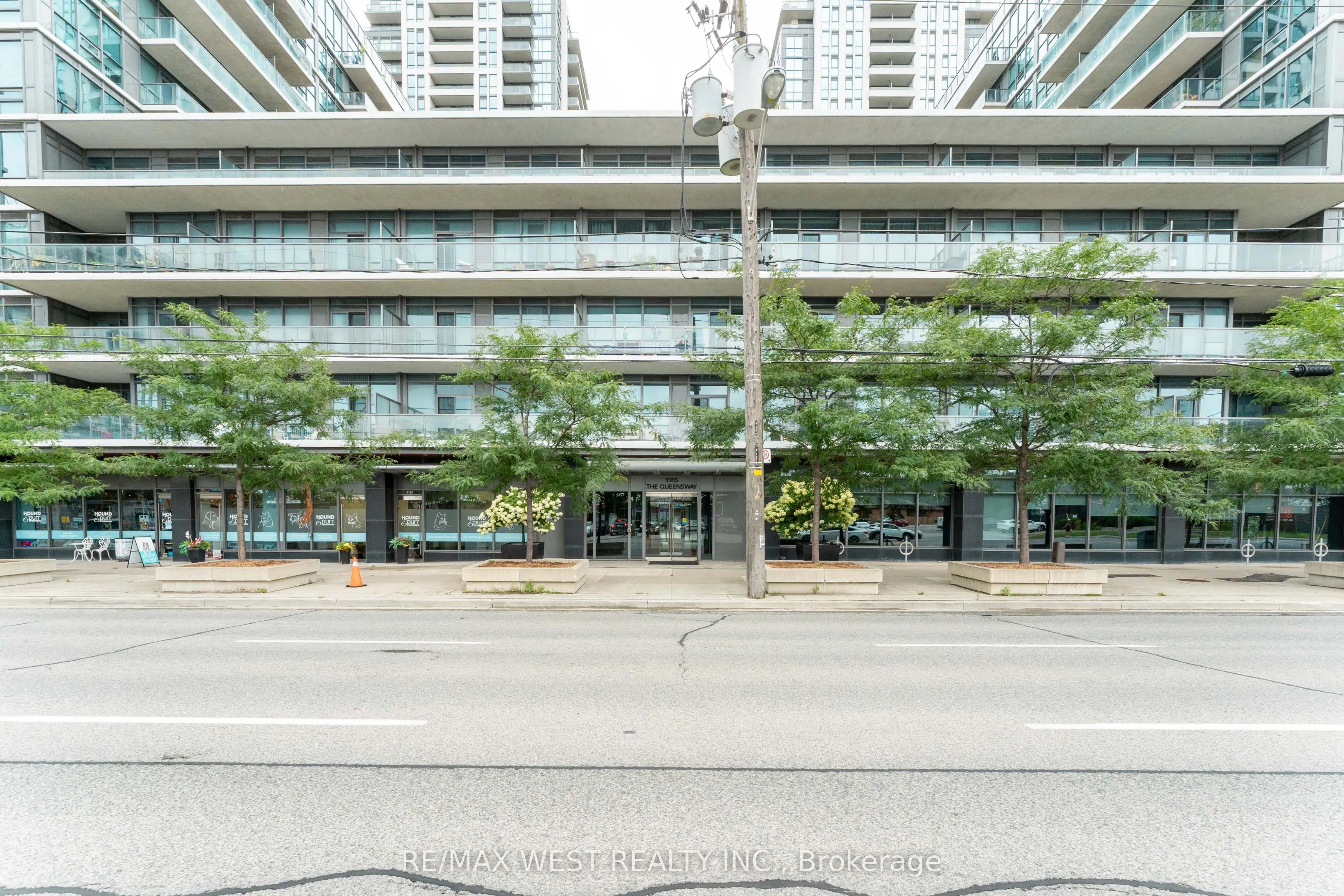 1185 The Queensway #710