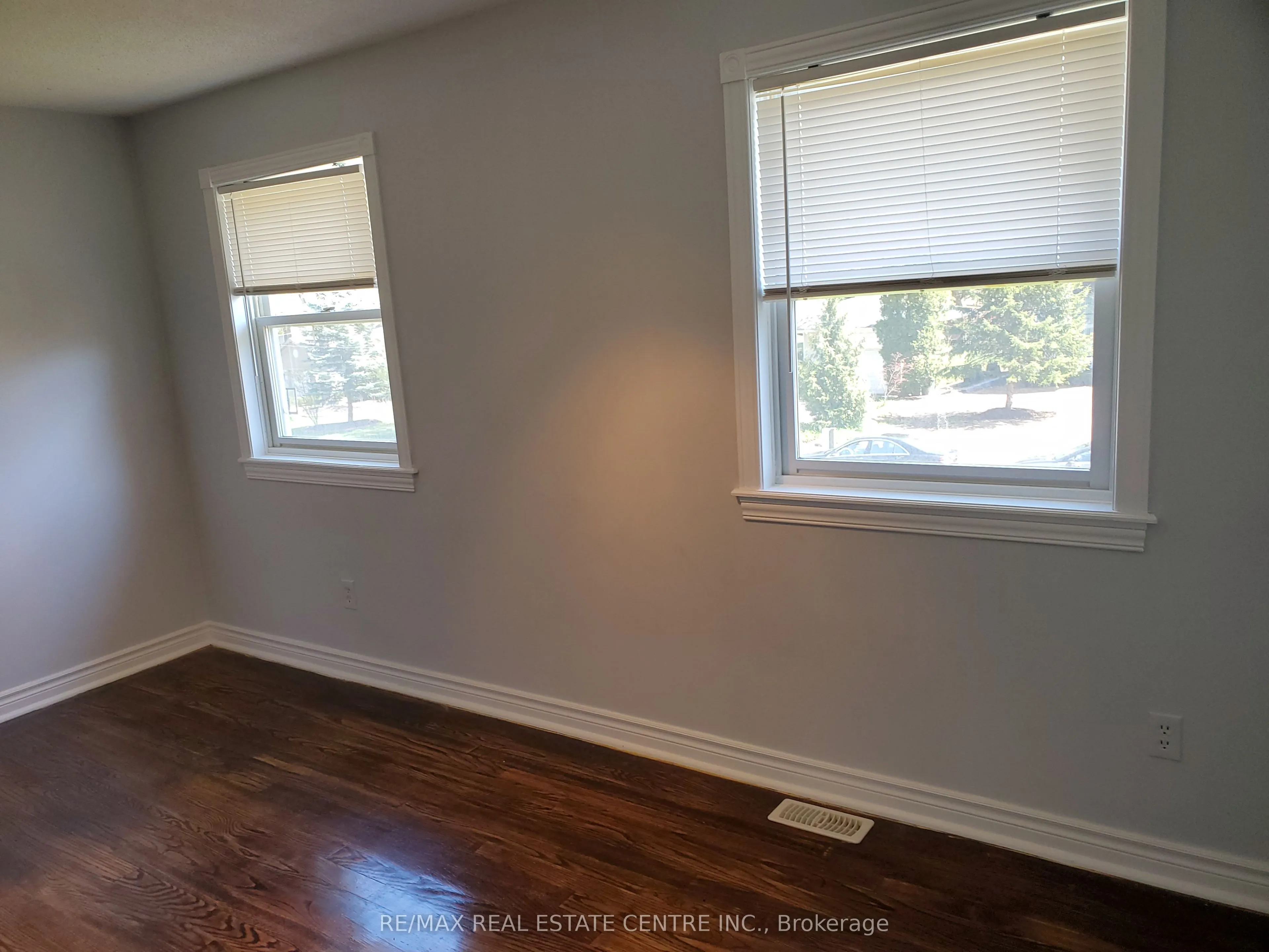 1077 Selby Avenue
