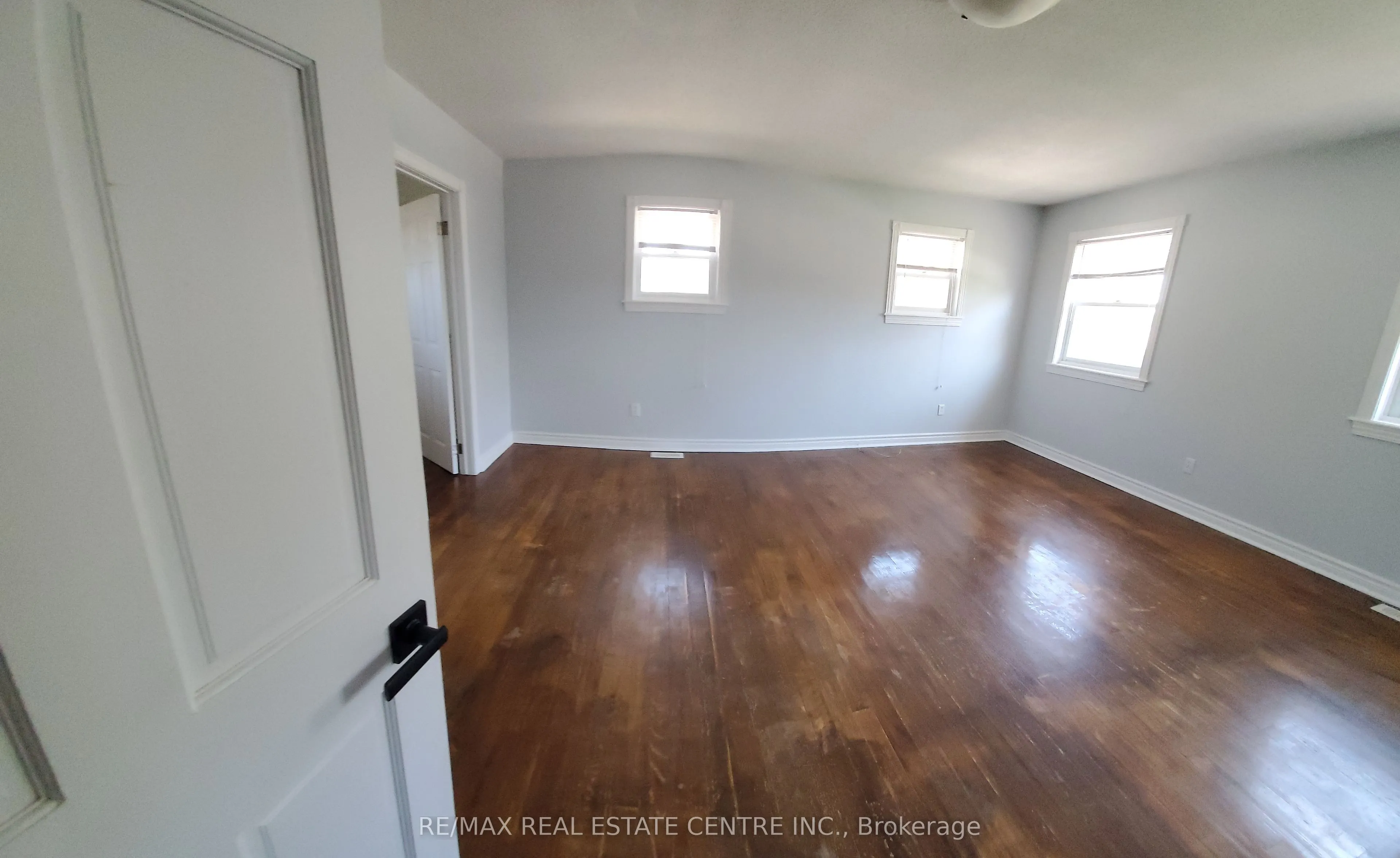 1077 Selby Avenue