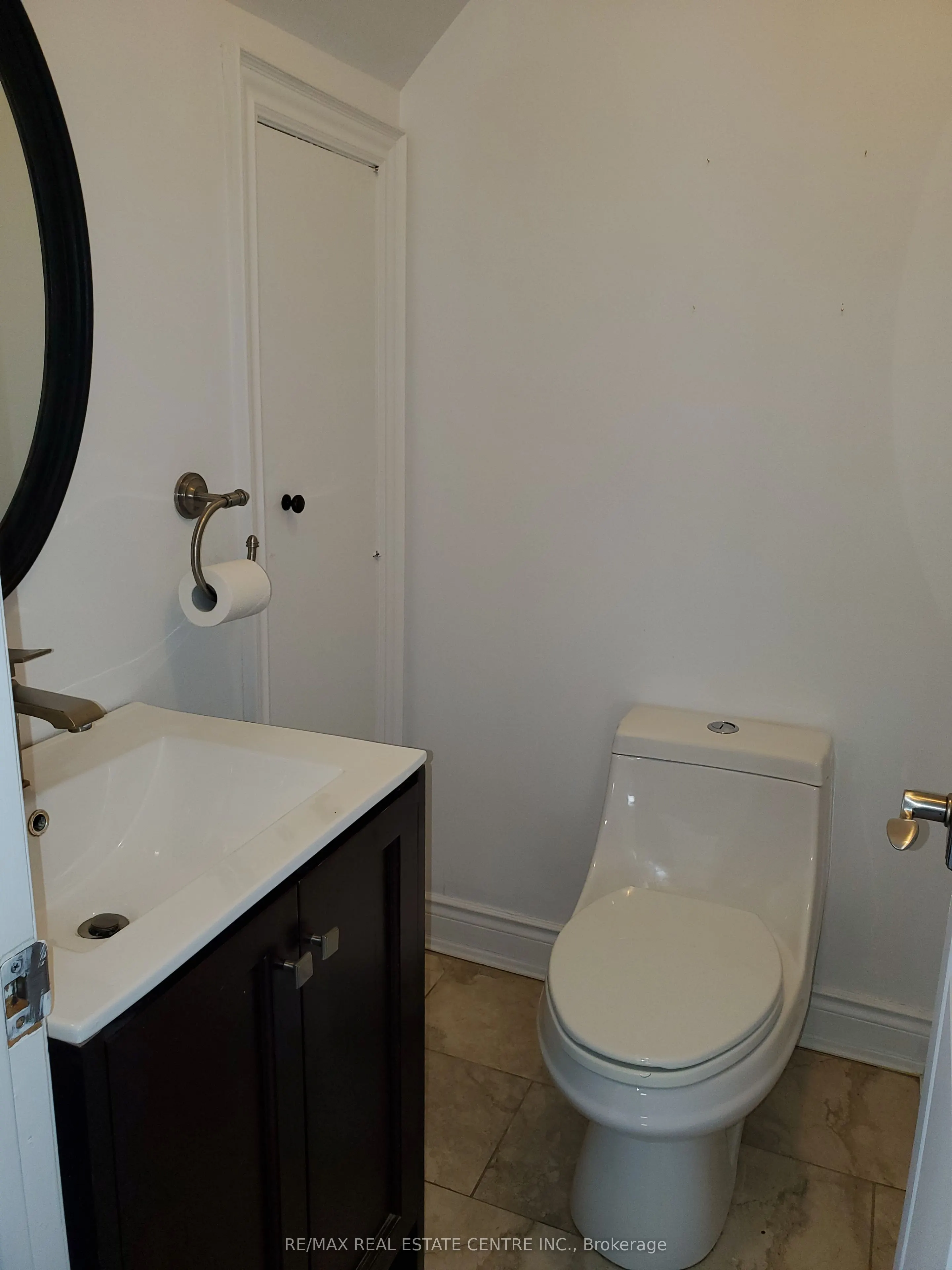 1077 Selby Avenue