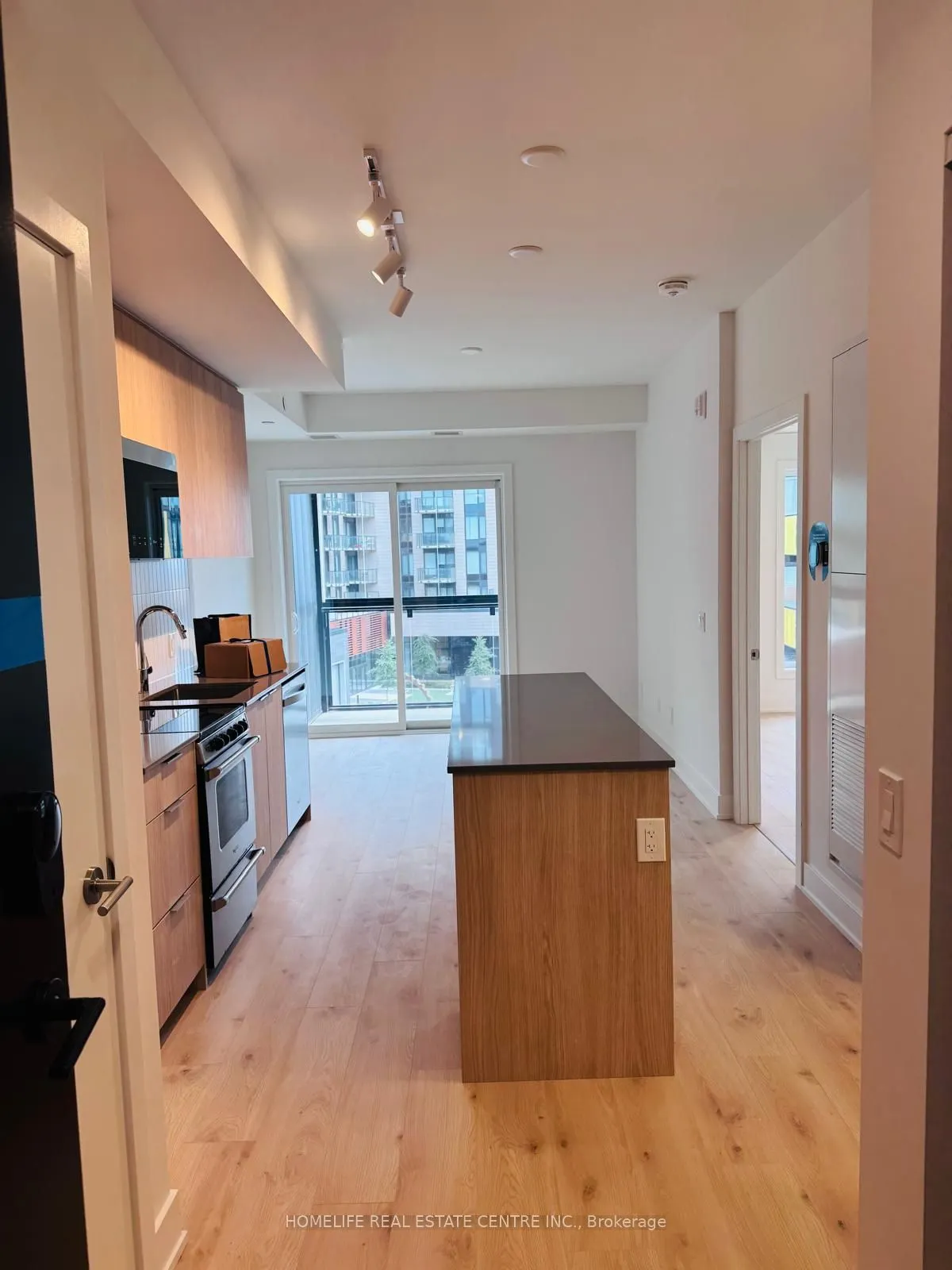 3008 William Cutmore Boulevard #409
