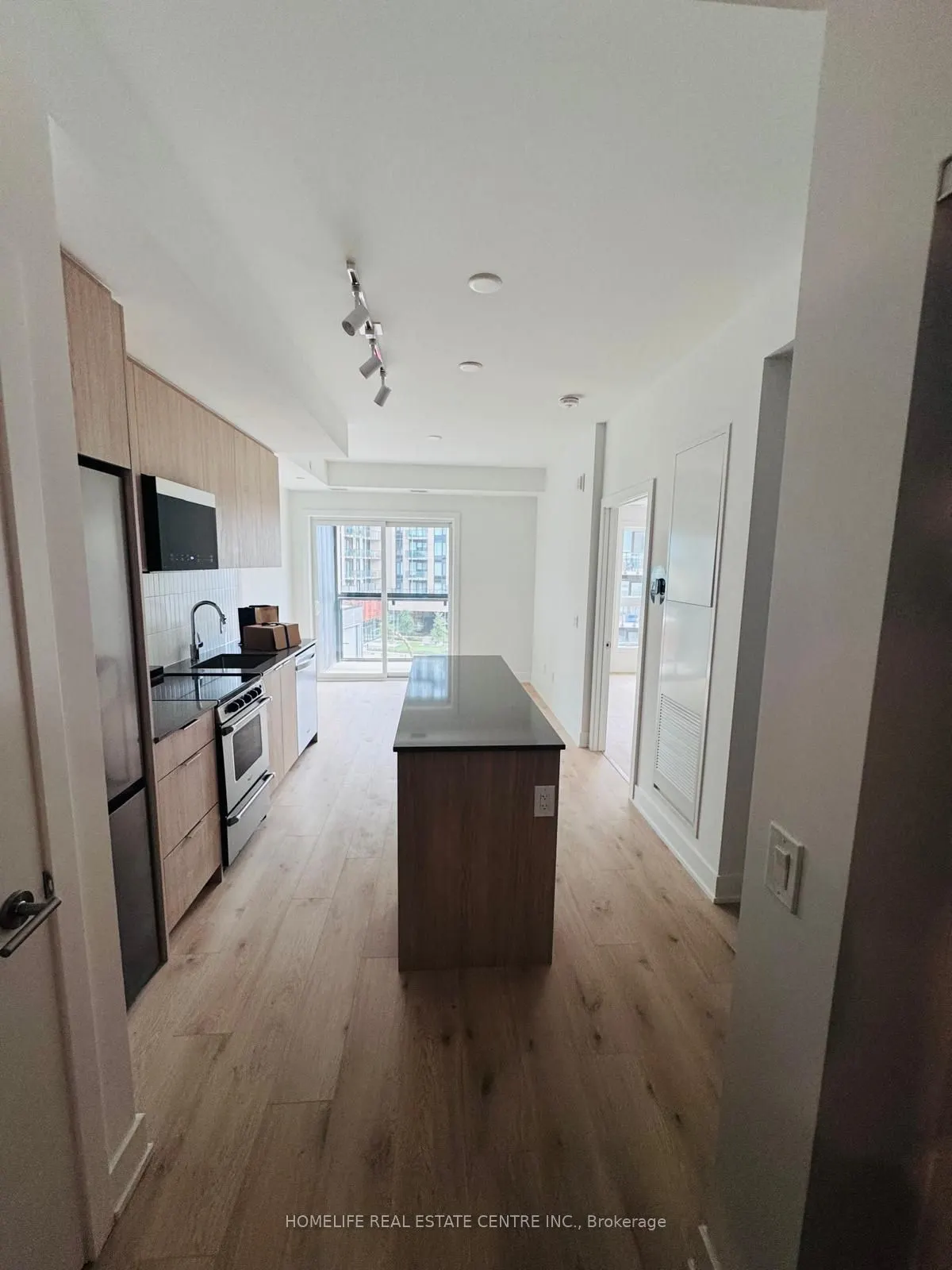 3008 William Cutmore Boulevard #409