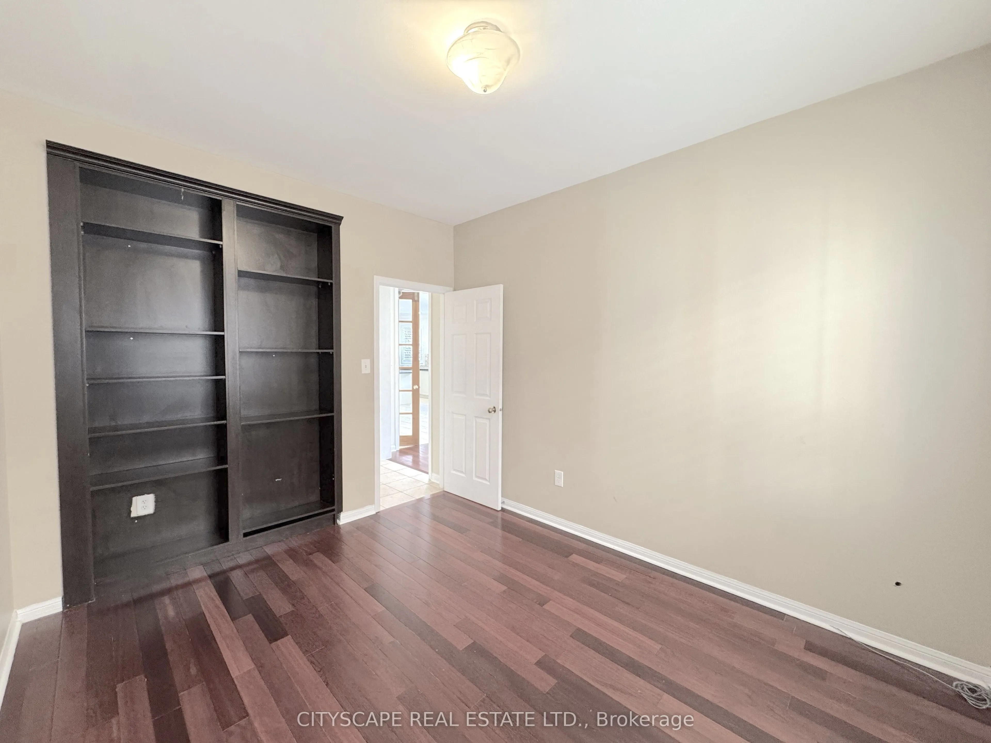 4 Serviceberry Crescent