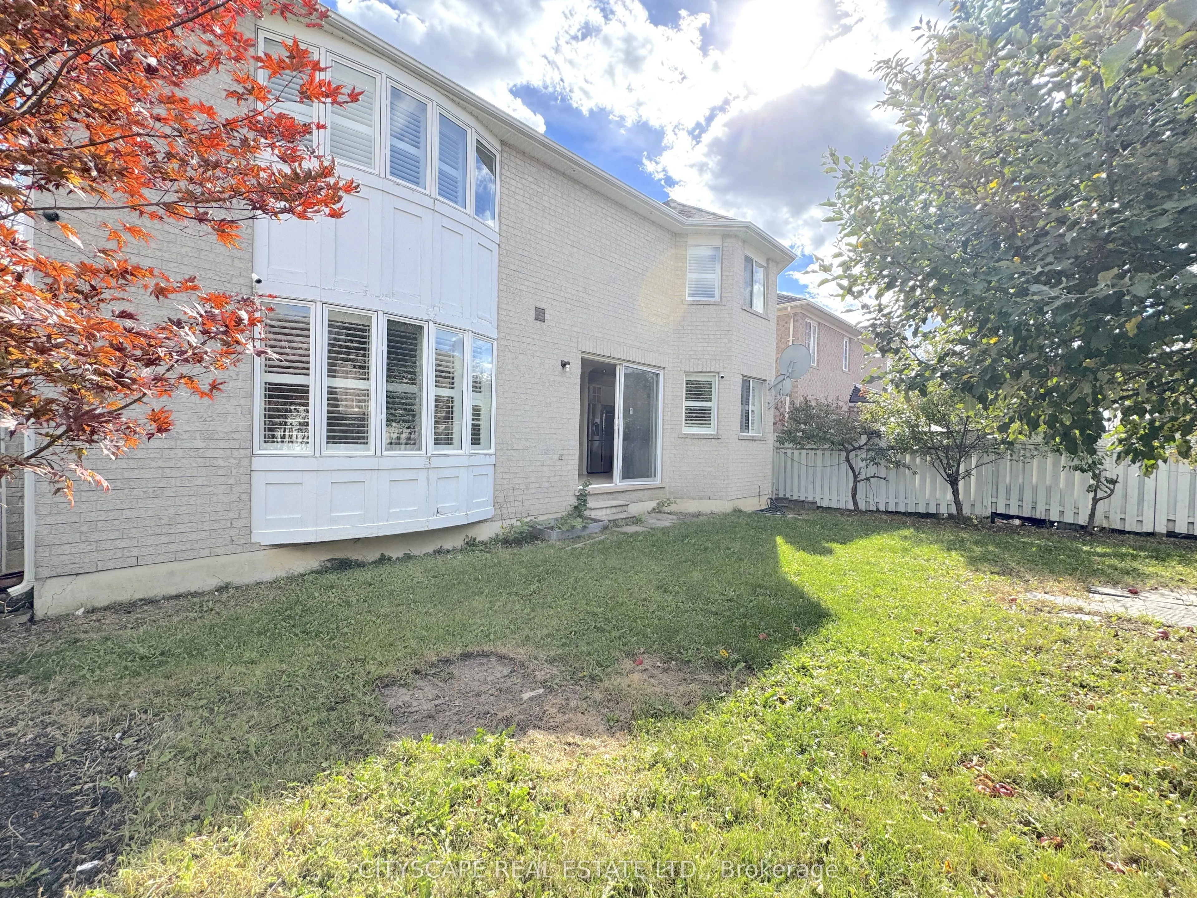 4 Serviceberry Crescent