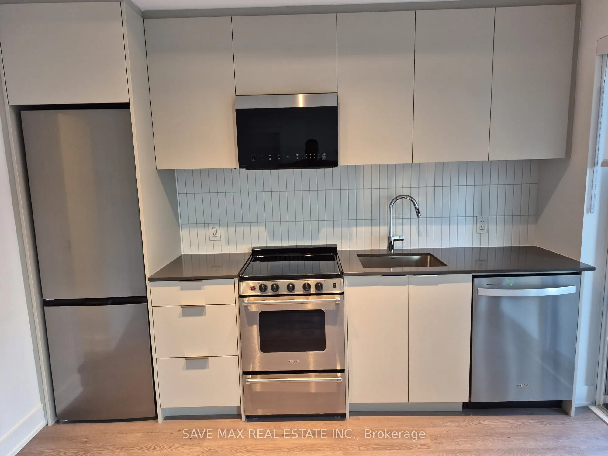 3008 William Cutmore Boulevard #614