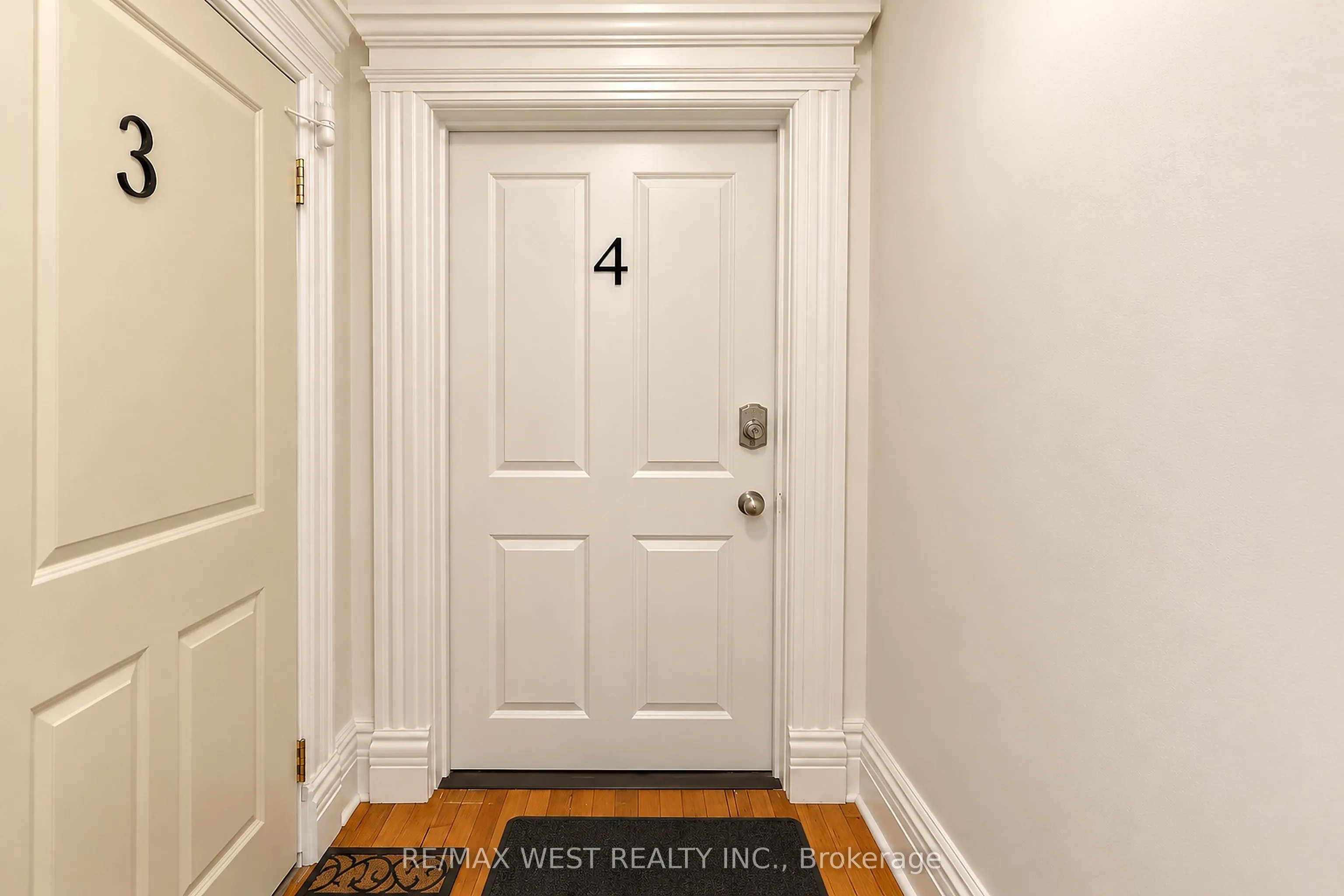117 Rosemount Avenue #4