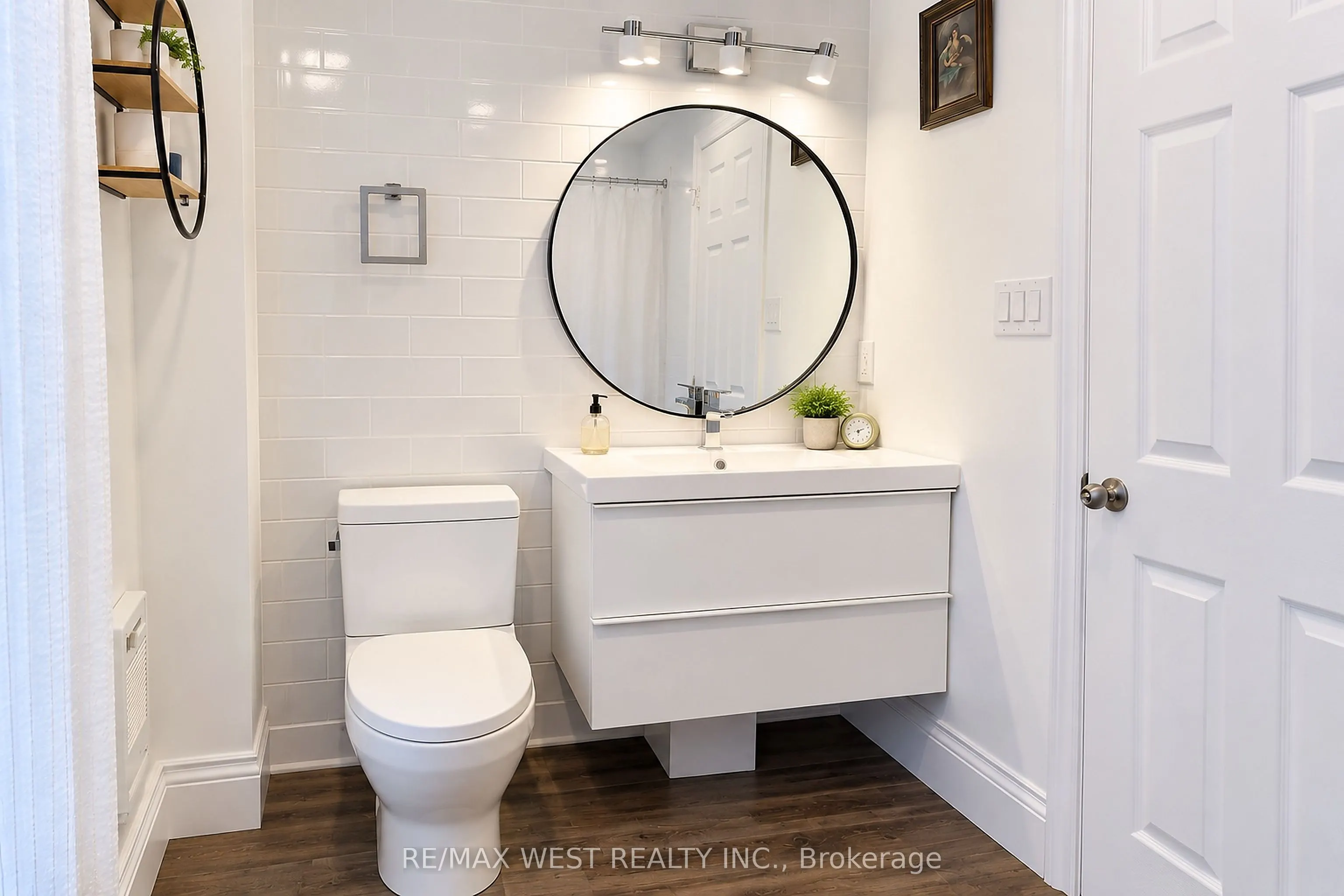 117 Rosemount Avenue #4