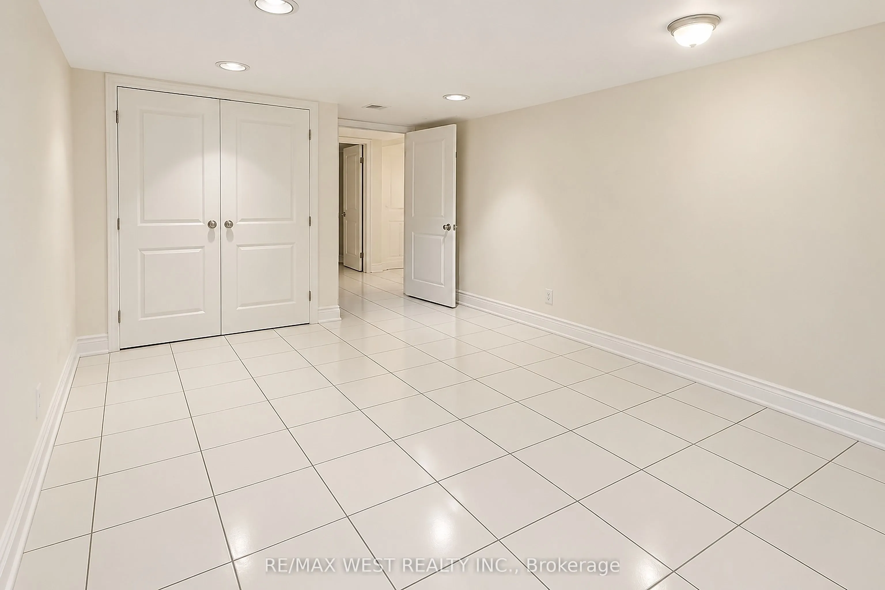 117 Rosemount Avenue #Bsmt