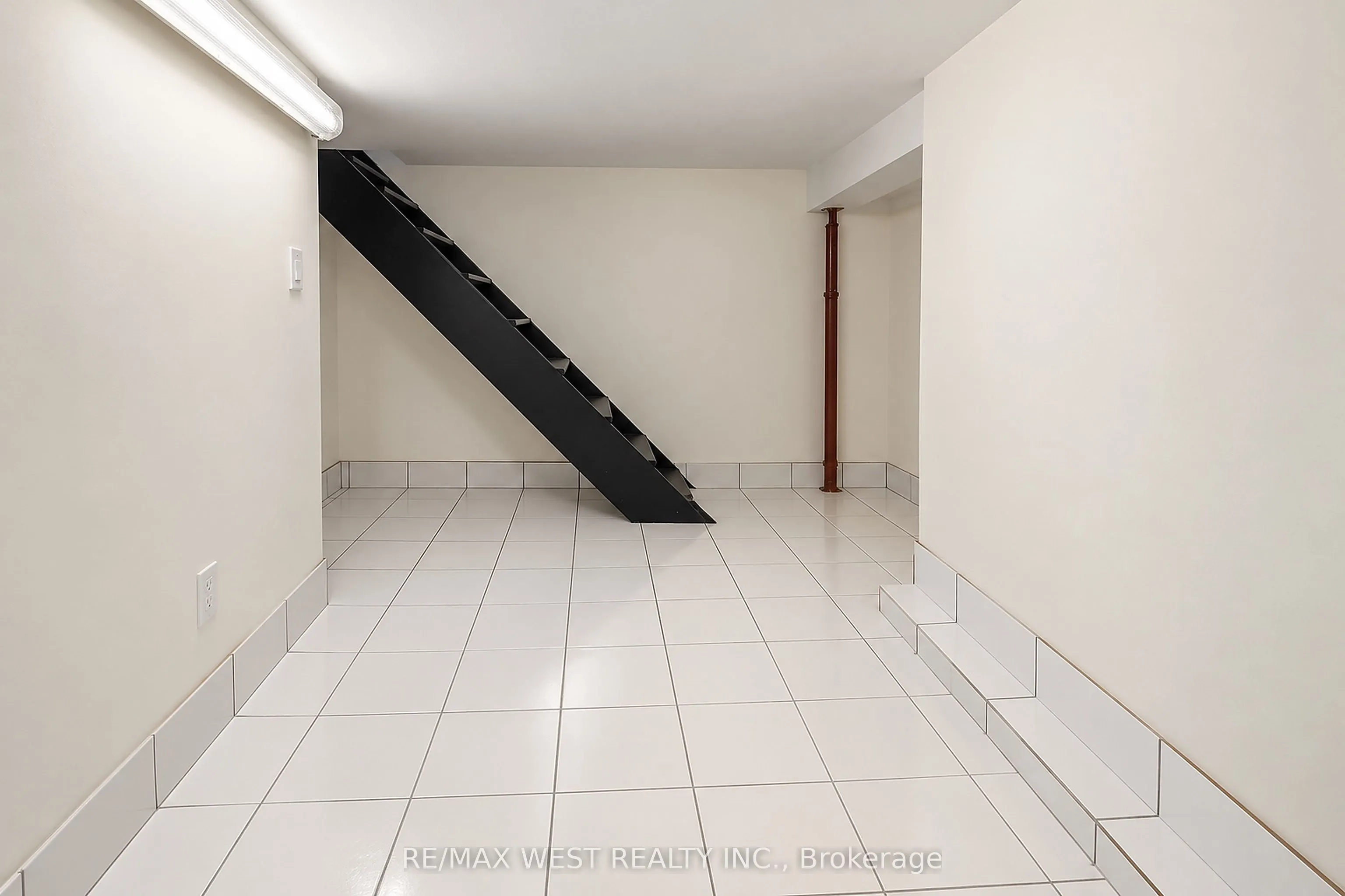 117 Rosemount Avenue #Bsmt