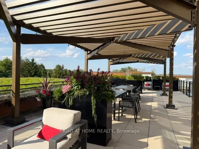 1575 Lakeshore Road W #253