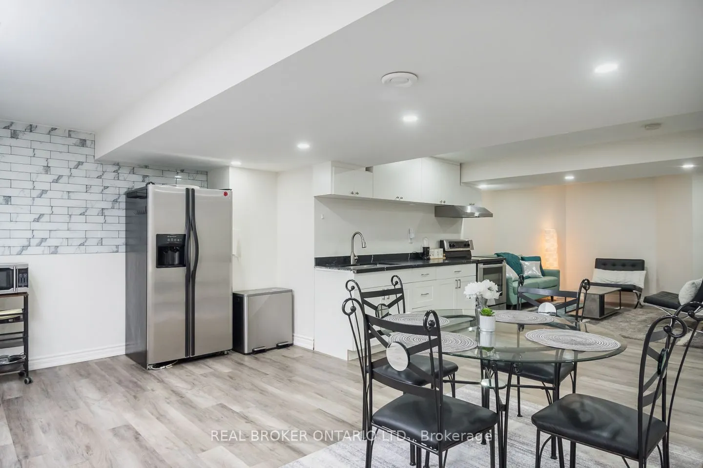 619 Snider Terrace