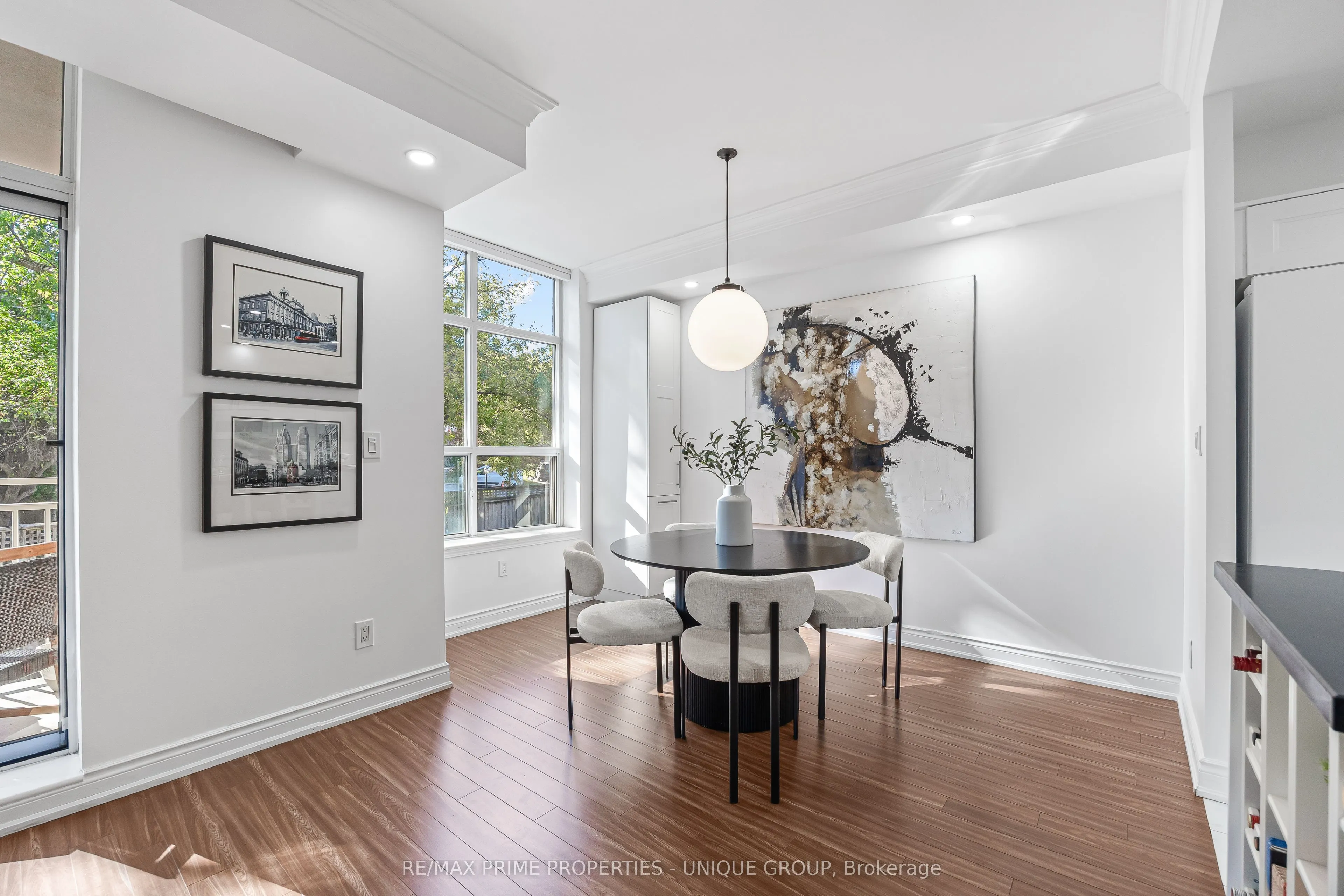 2511 Bloor Street W #202