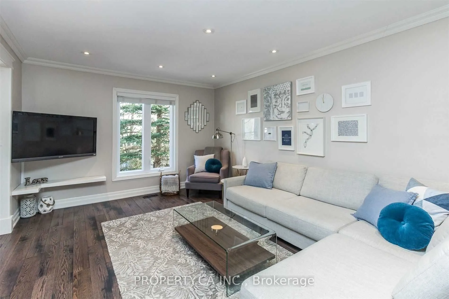 4153 Wheelwright Crescent