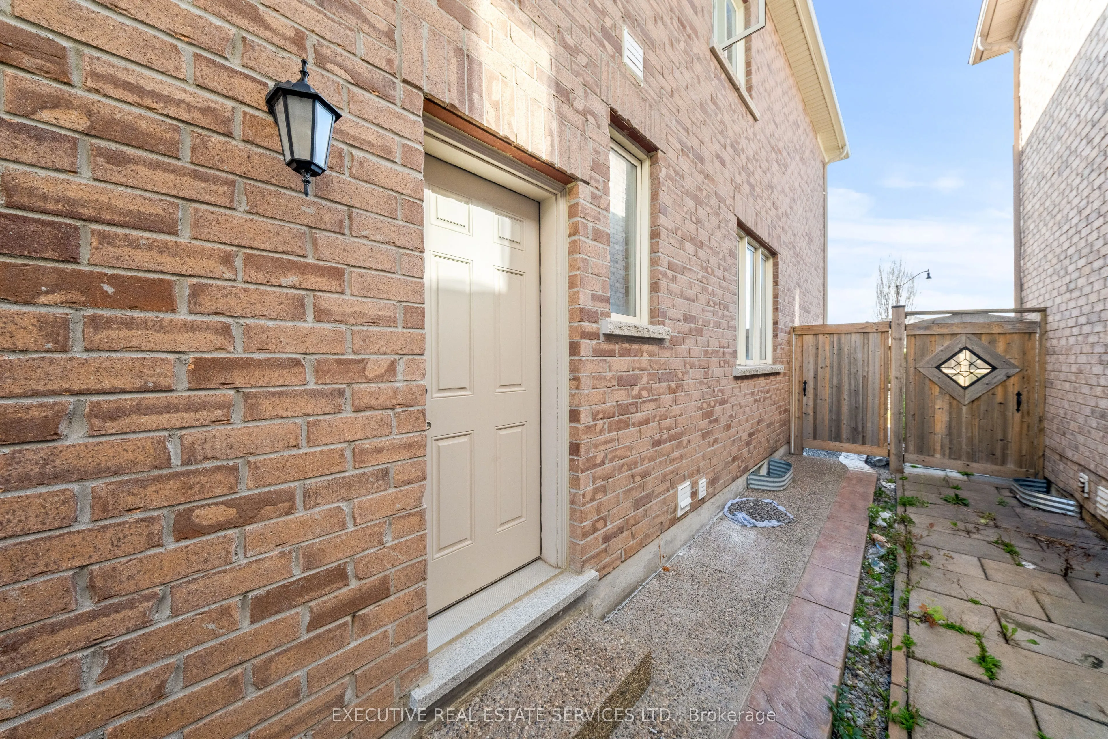 52 Bernadino Street
