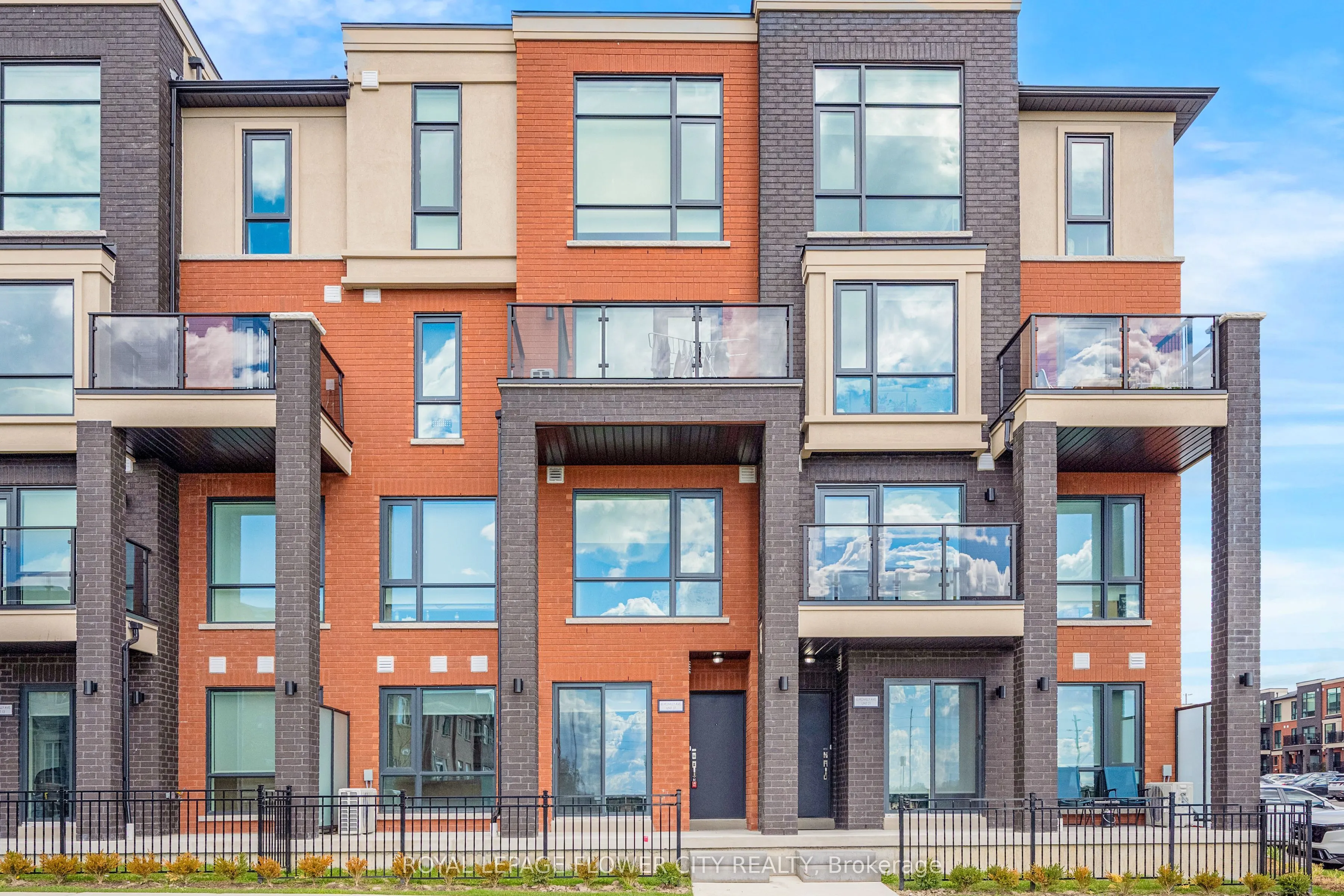 65 Romilly Avenue #17