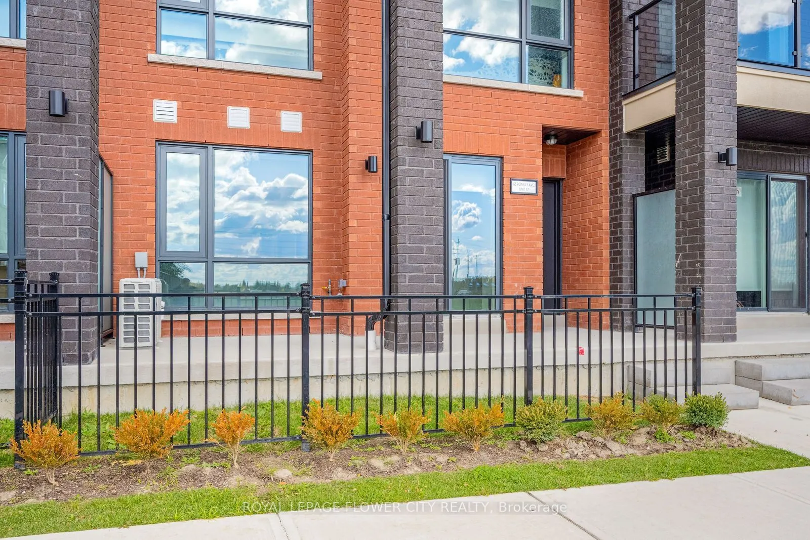 65 Romilly Avenue #17