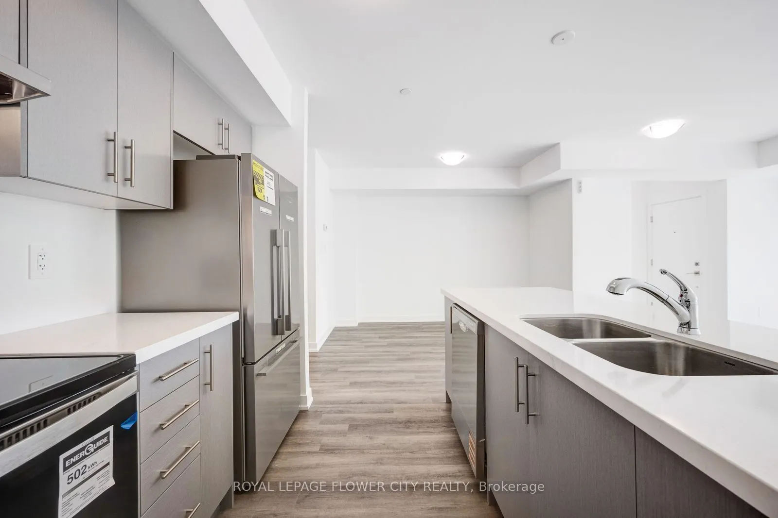65 Romilly Avenue #17