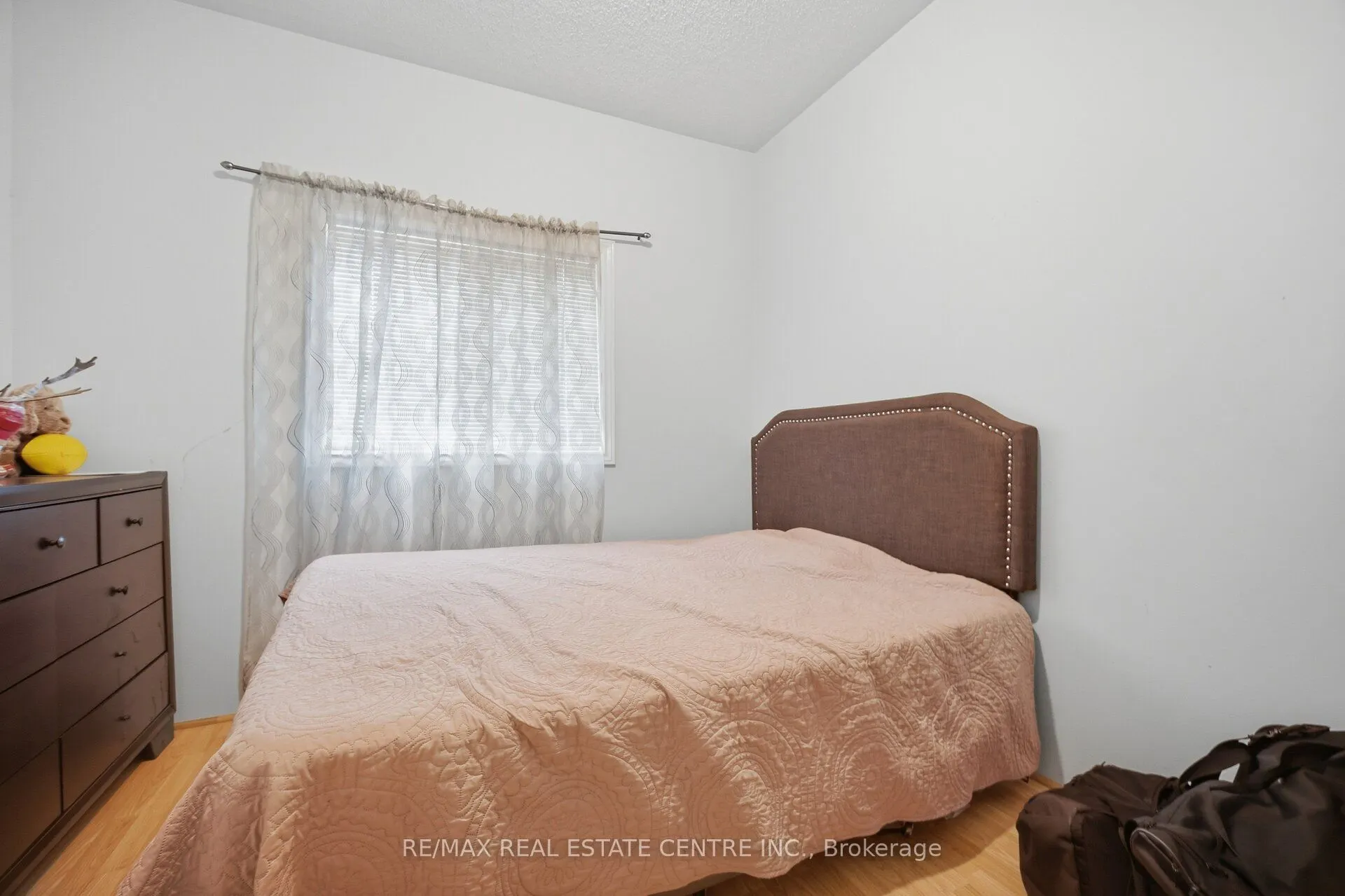 19 Amberdale Court