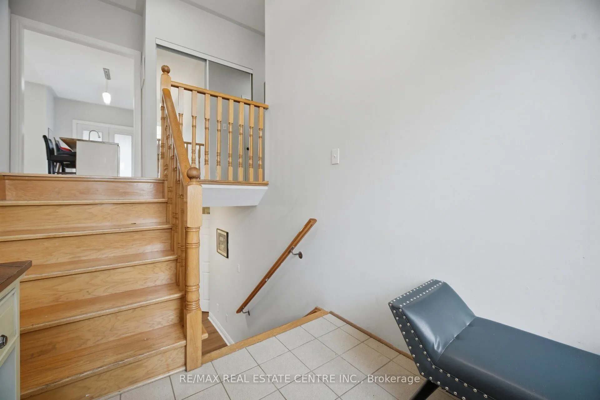 19 Amberdale Court