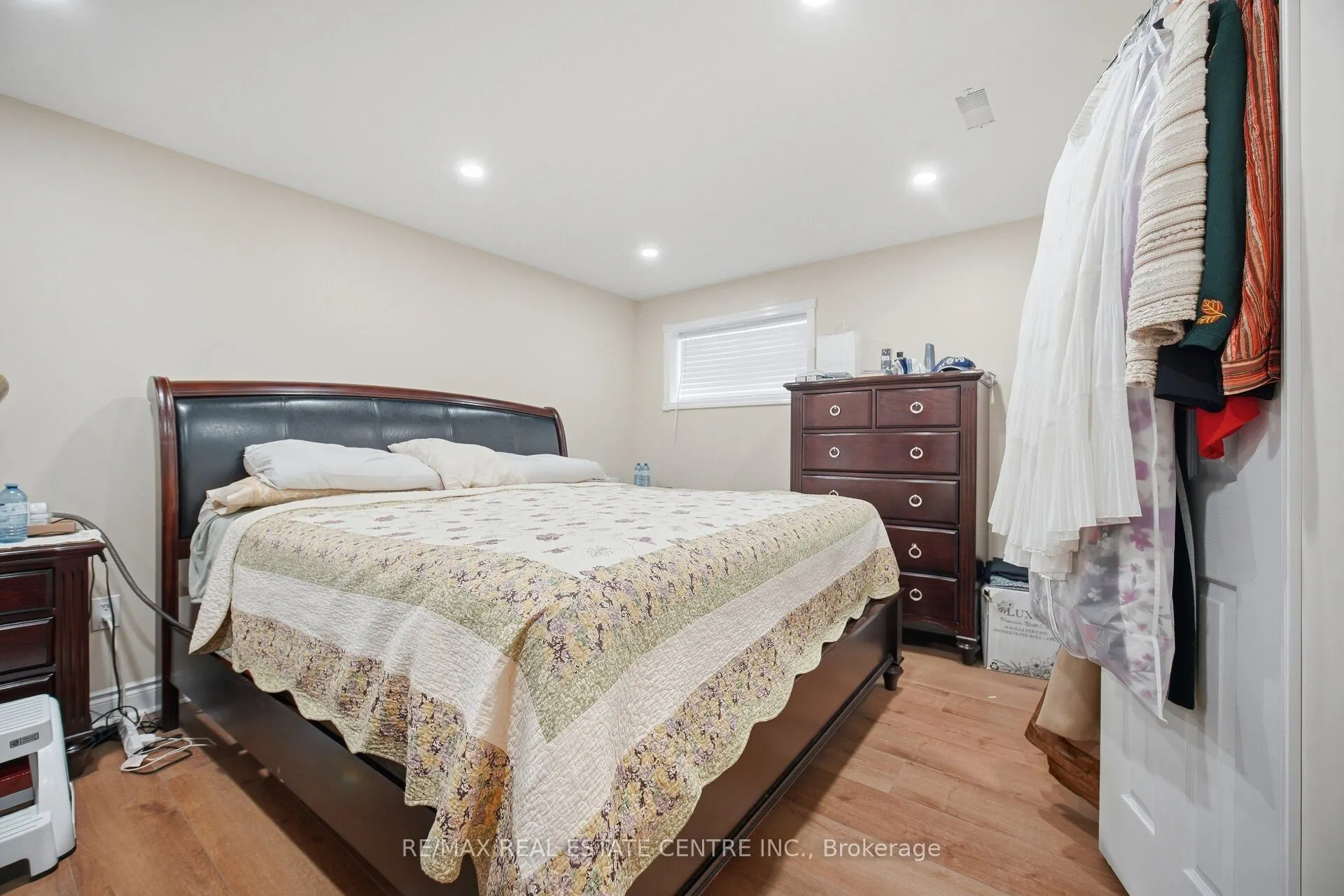 19 Amberdale Court