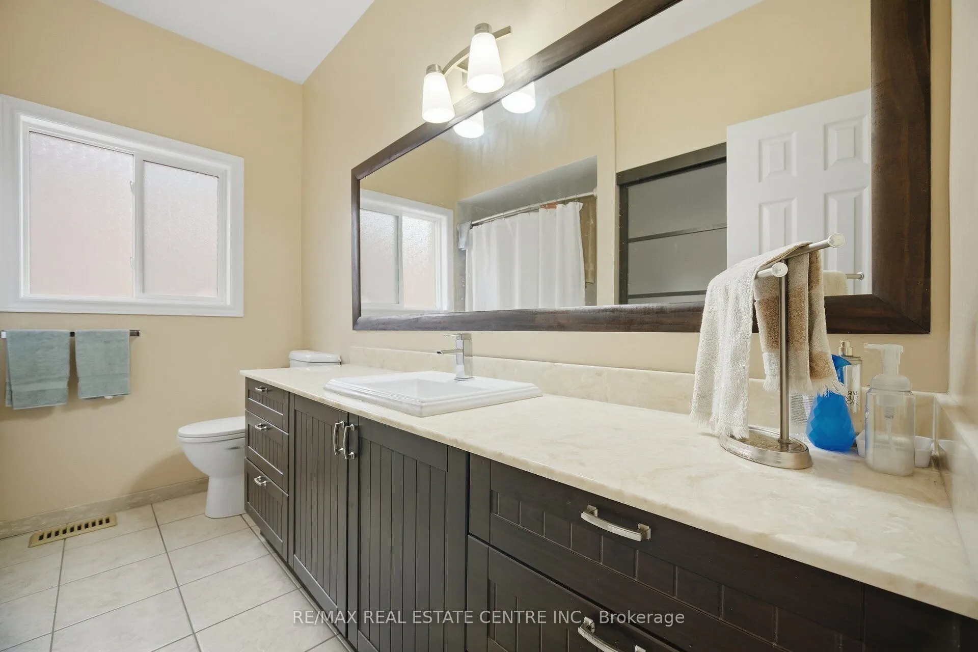 19 Amberdale Court
