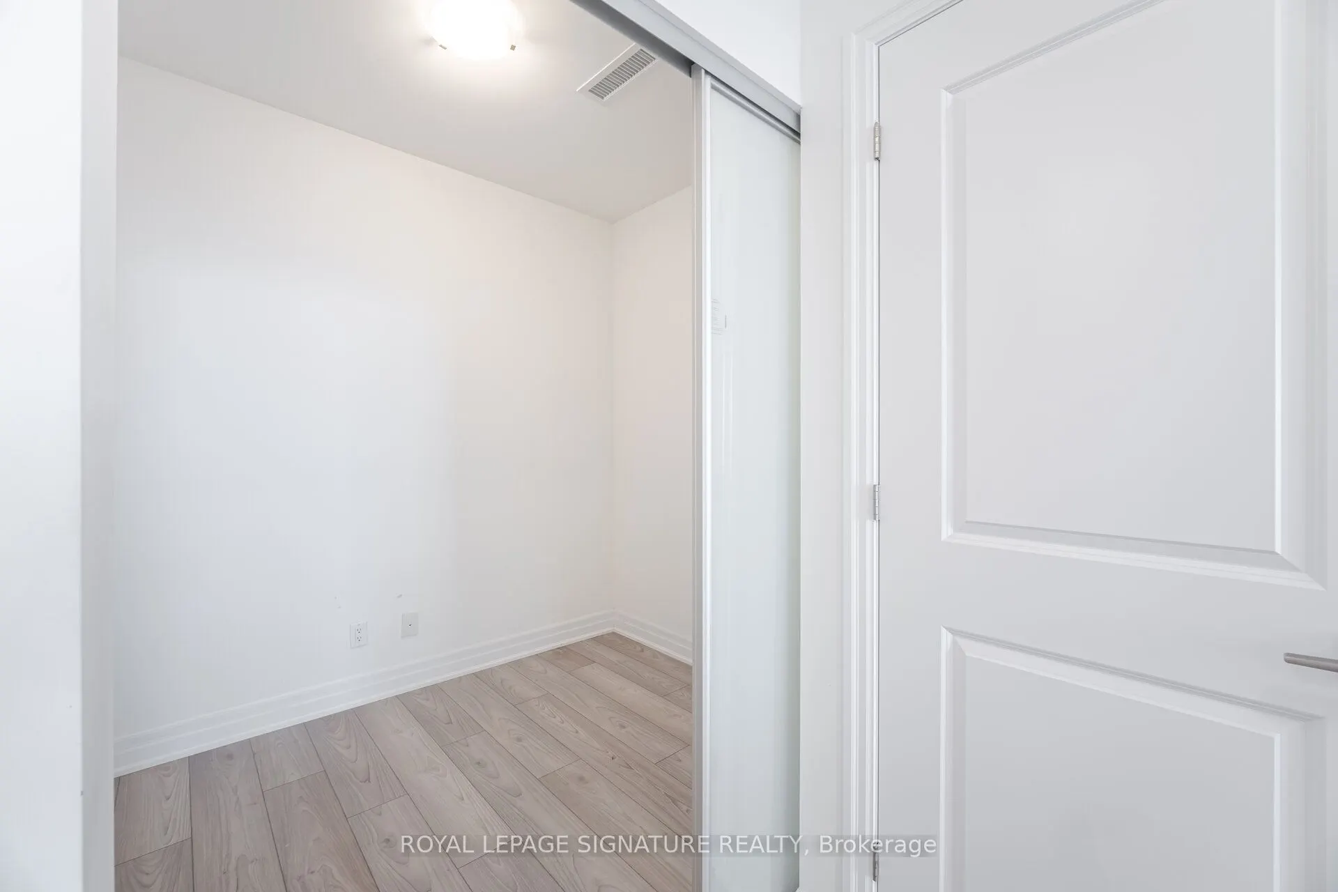 36 Elm Drive #3007