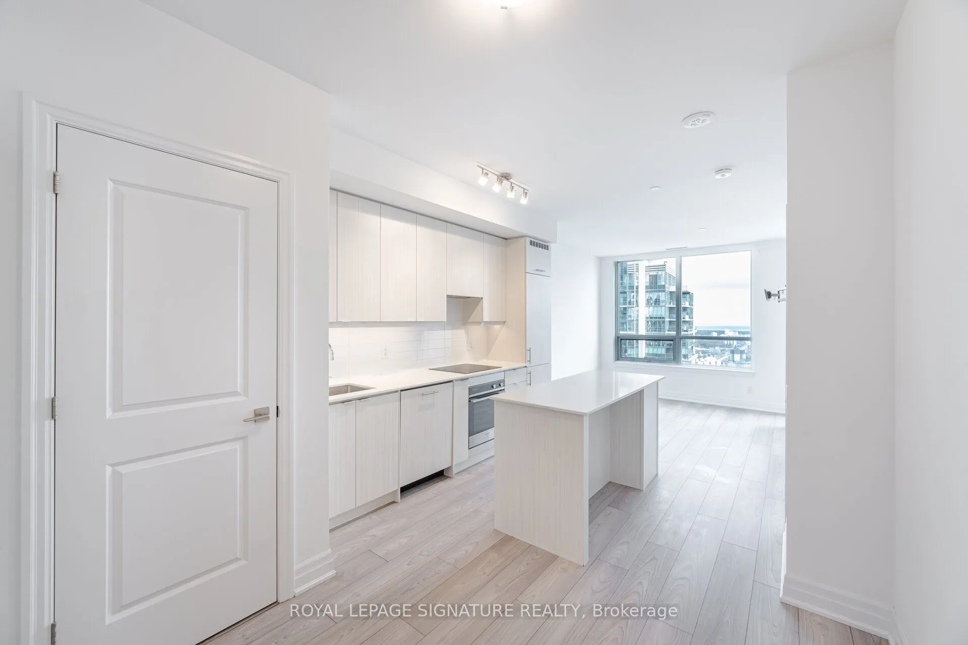 36 Elm Drive #3007