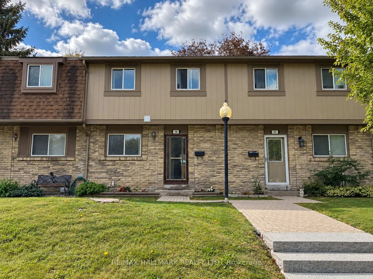 81 Hansen Road N #98